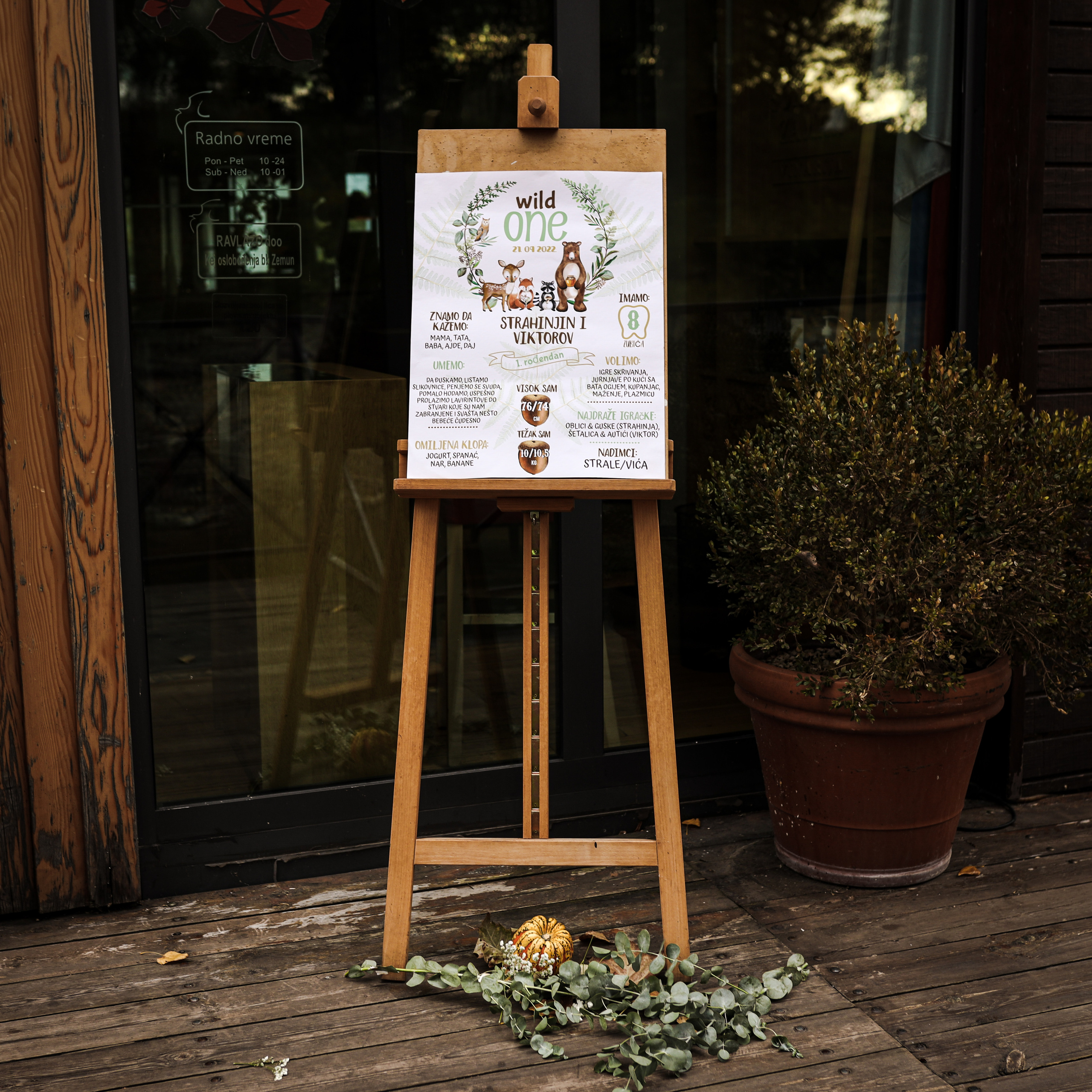 fotografisanje oglasne table za prvi rođendan