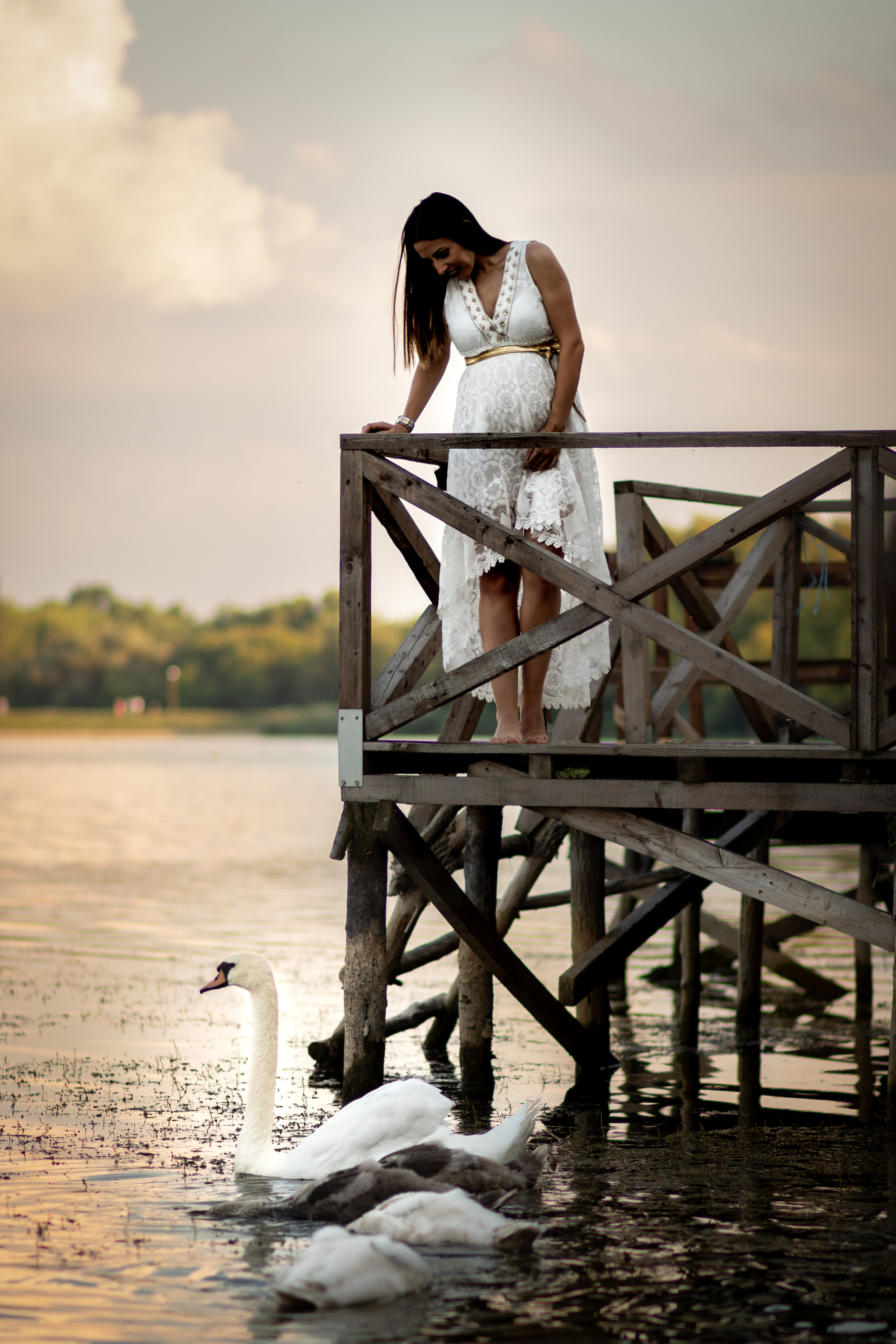 Fotografisanje trudnice na jezeru