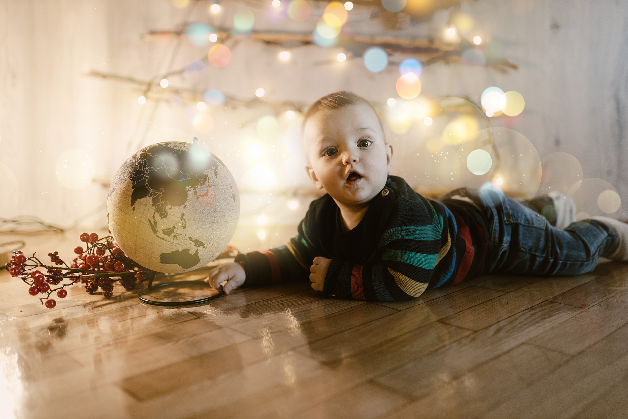 Praznična fotosesija sa elegantnim novogodišnjim setovima