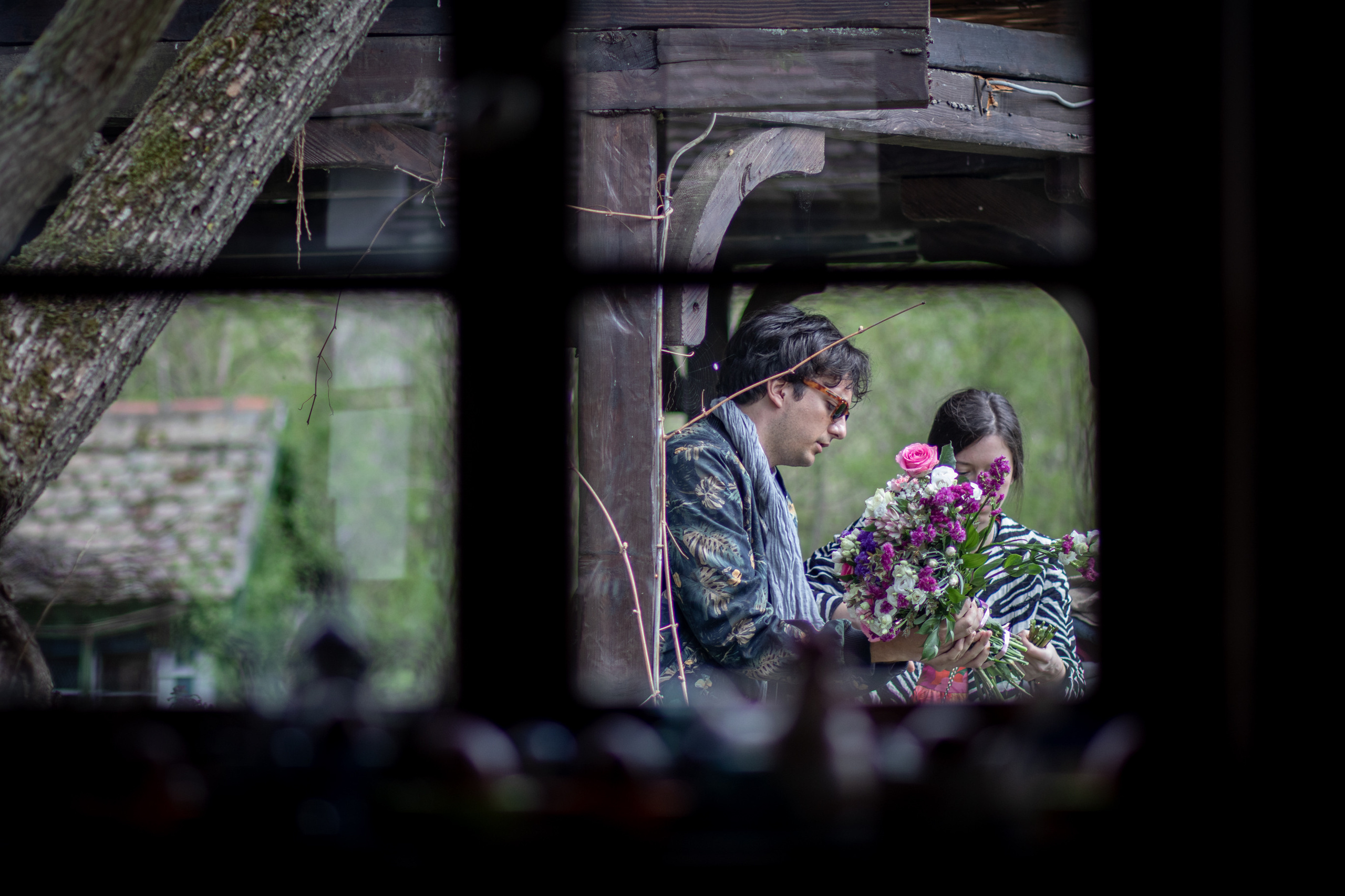 udaljena fotografija uspomene sa fotografisanja na rođendanu