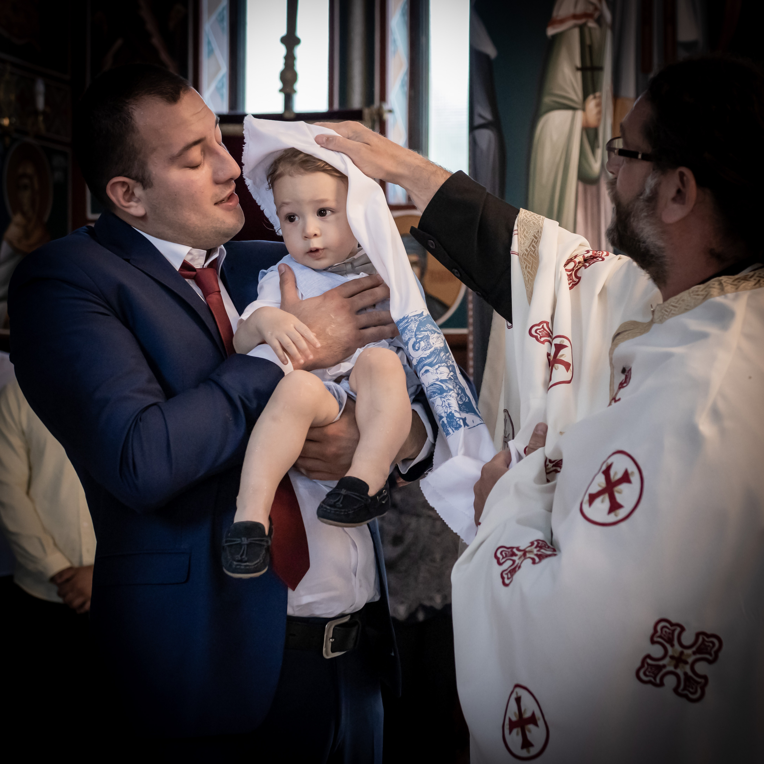 fotografija deteta na krštenju