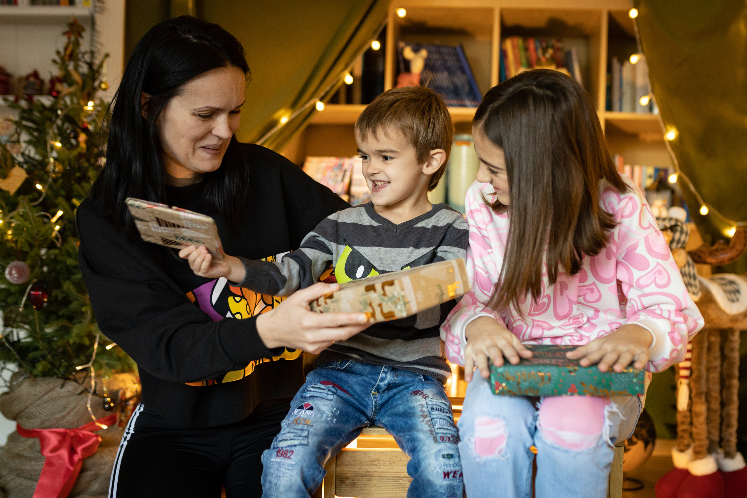 Porodično studijsko novogodišnje fotografisanje Beograd