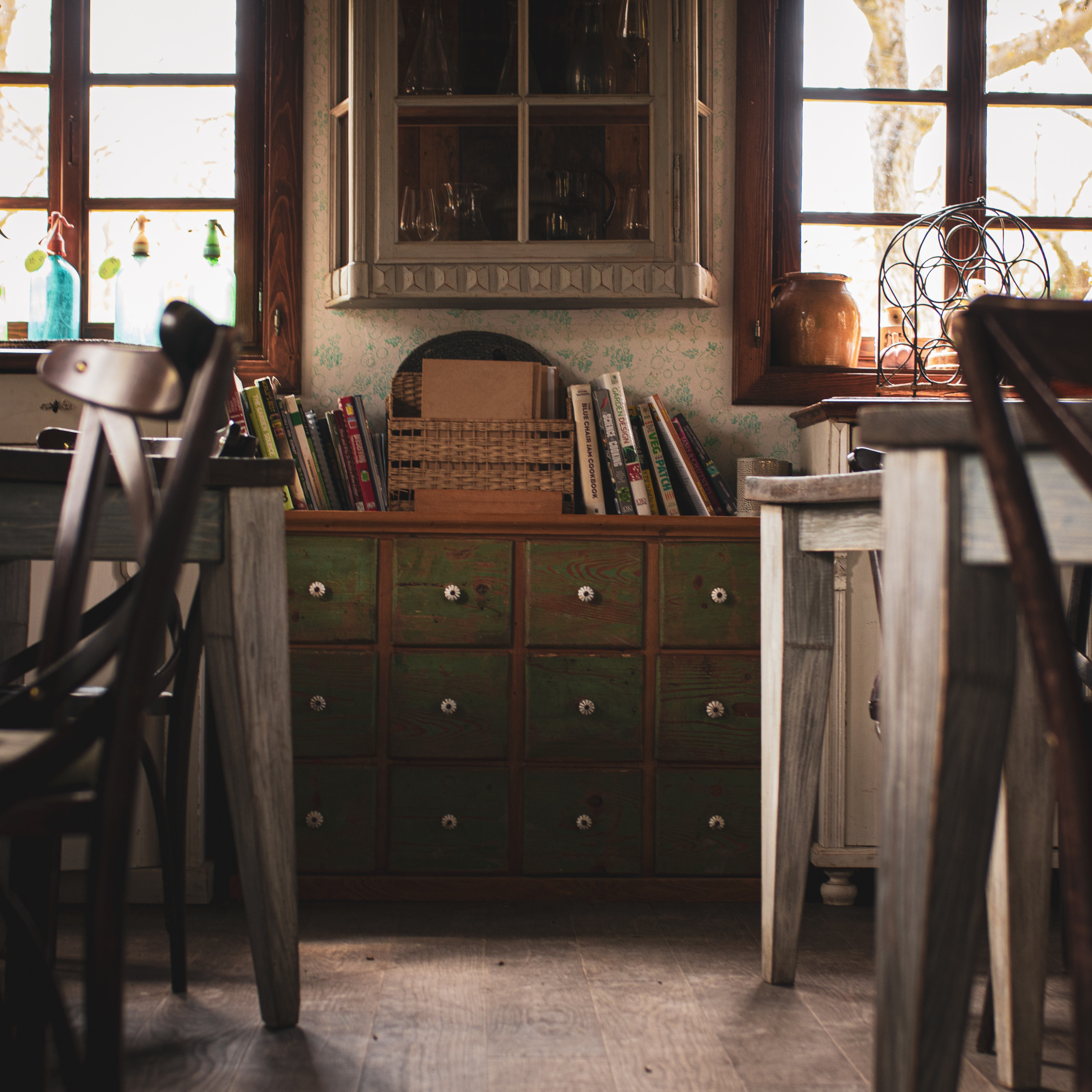 Fotografije skrivene vinarije za odmor za dušu u podnožju Fruške gore