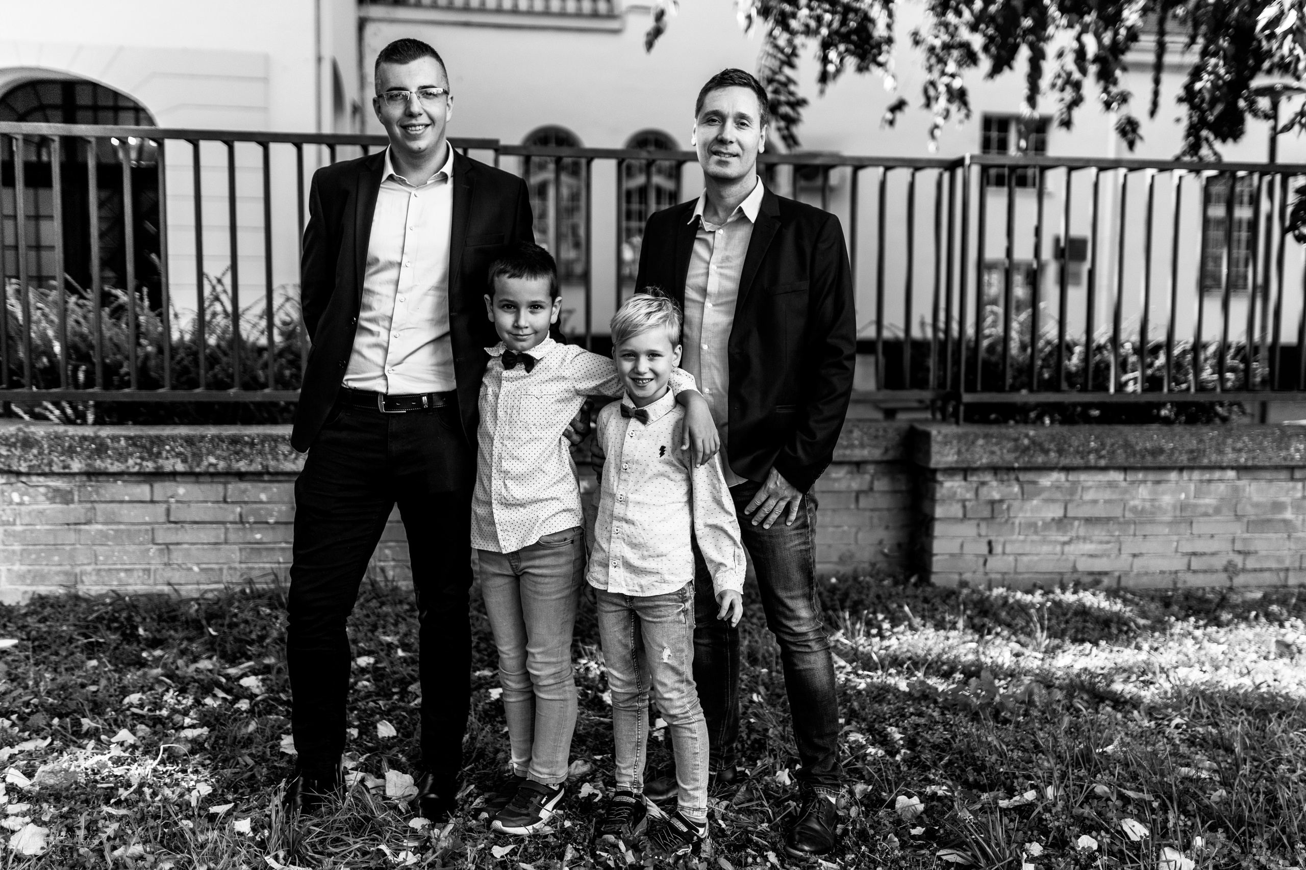 crno-bela porodična fotografija