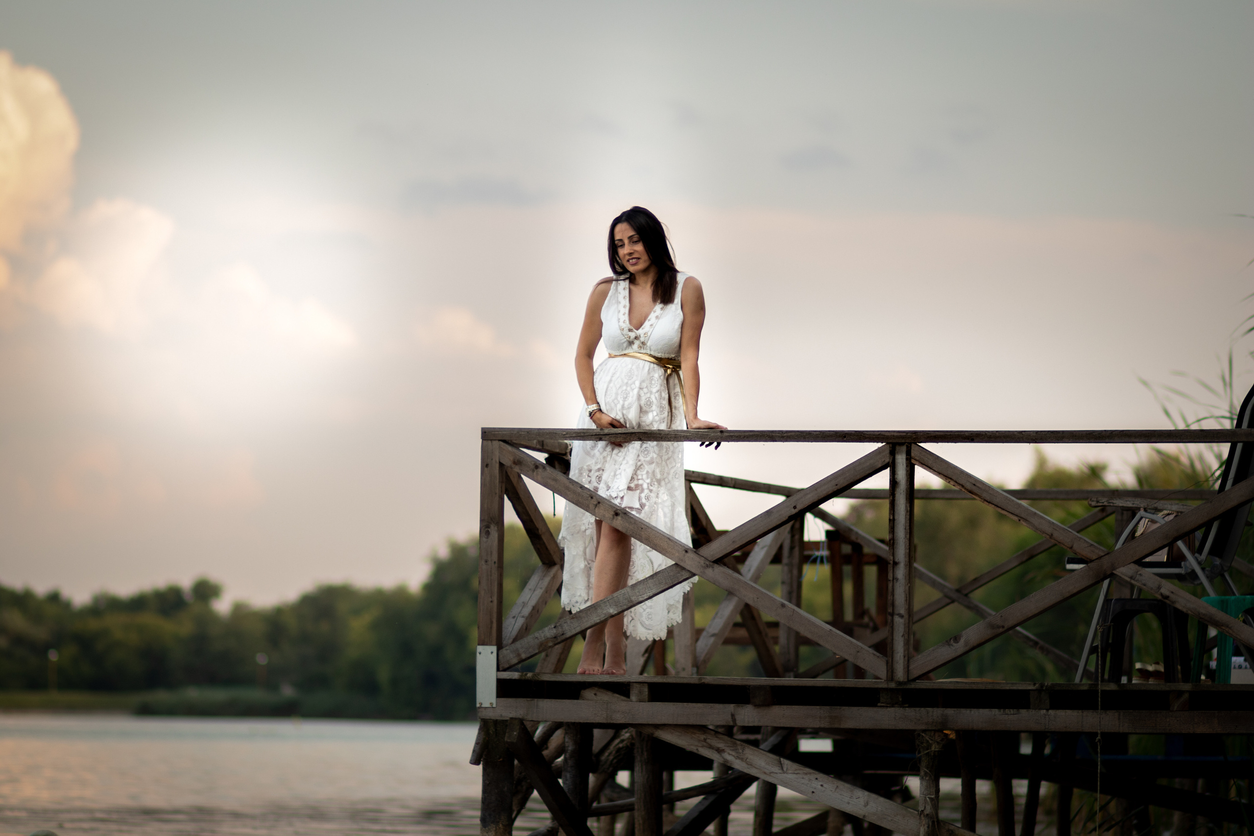 Fotografisanje trudnice na jezeru