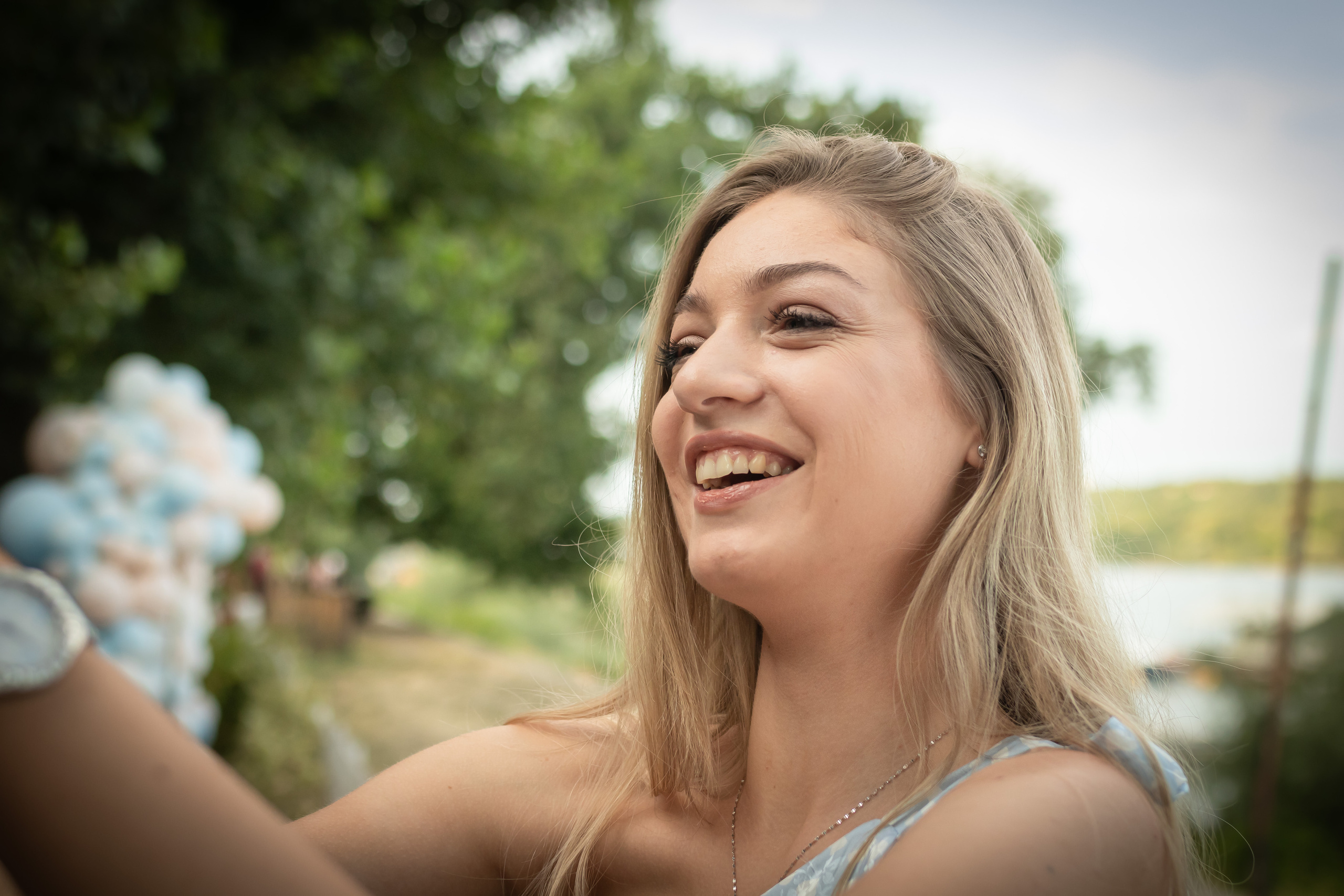 fotografisanje osmeha devojke