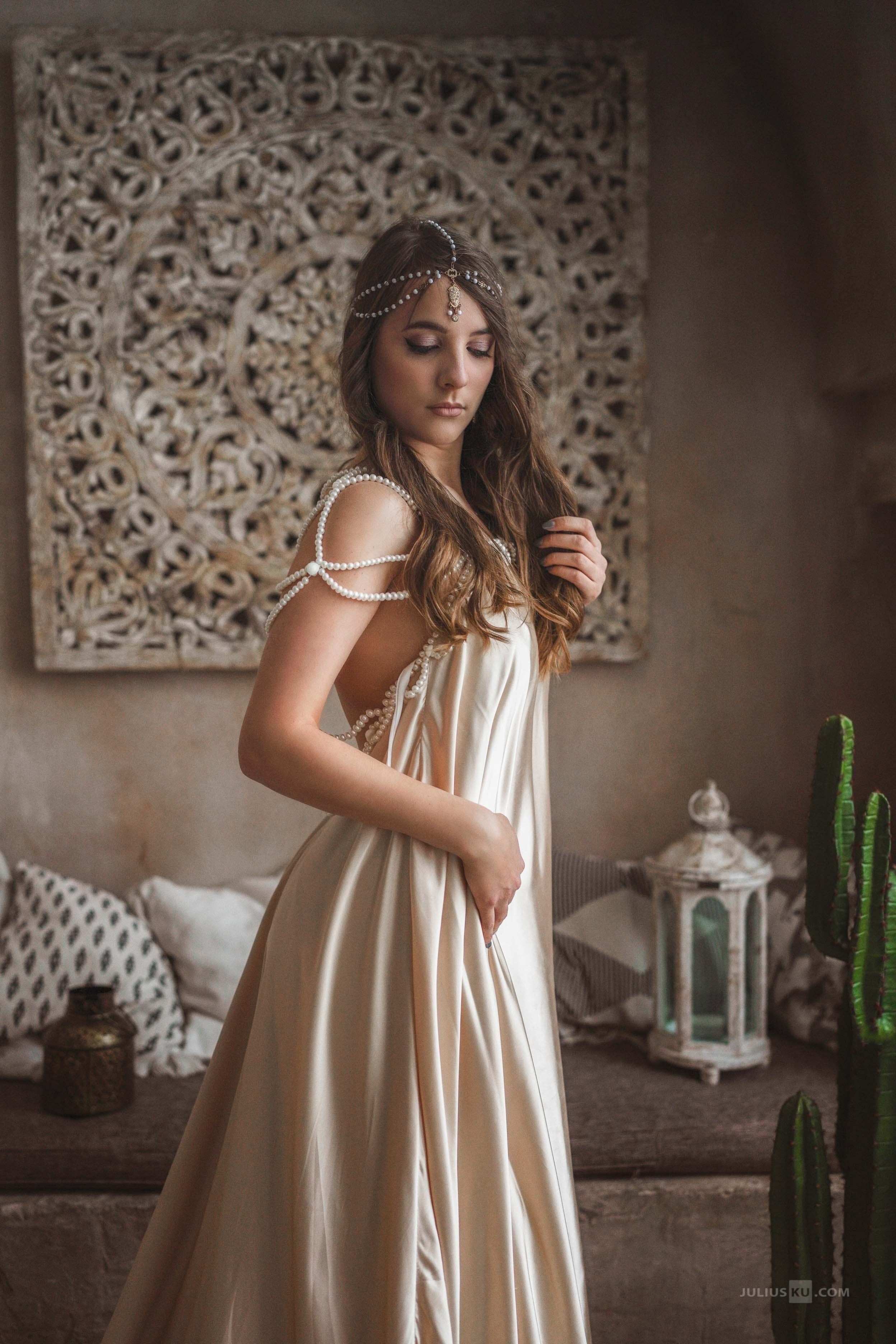 Creative / Fantasy. Main