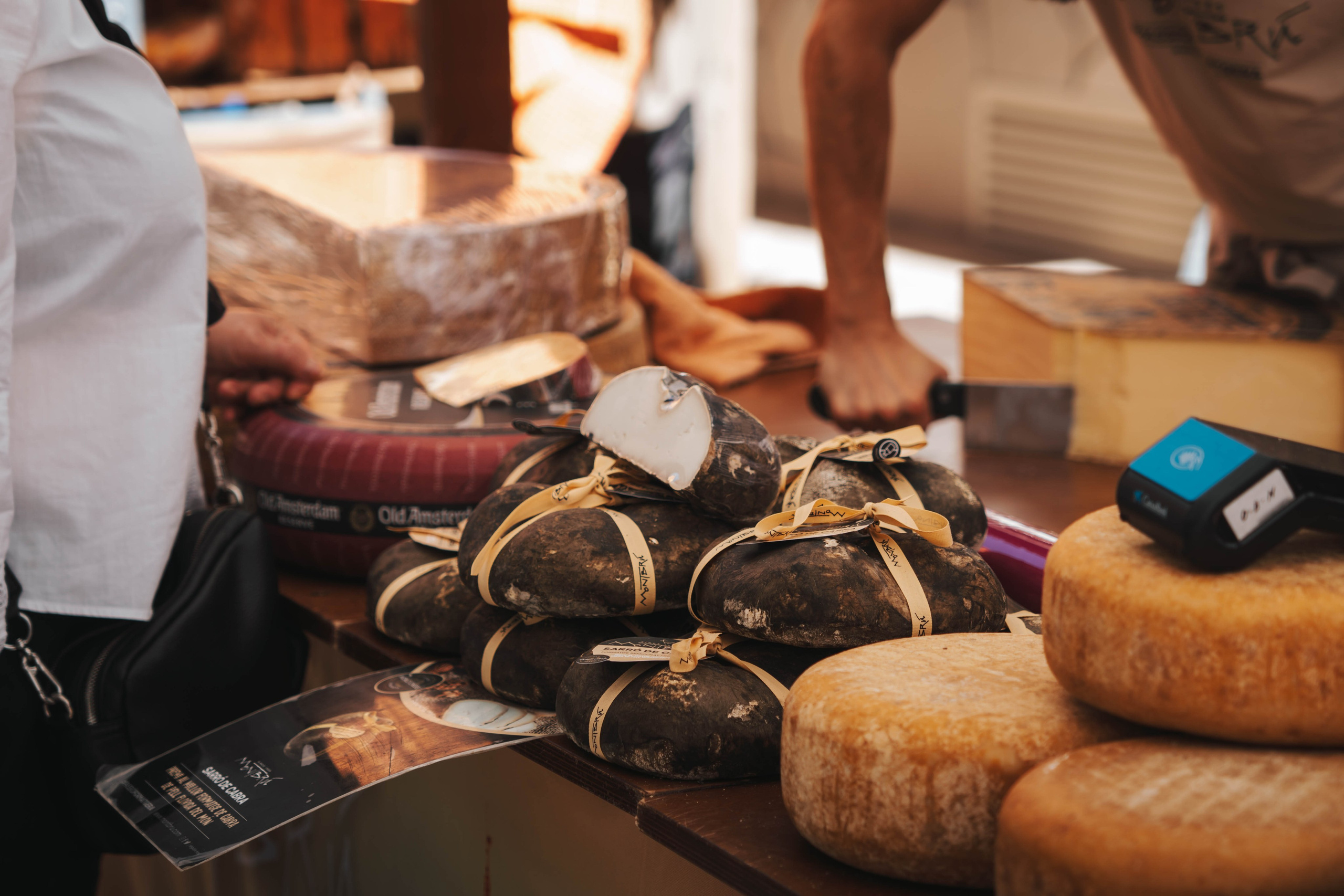 Mercadillo, La Pobleta de Bellveí. Alba del Norte Studio