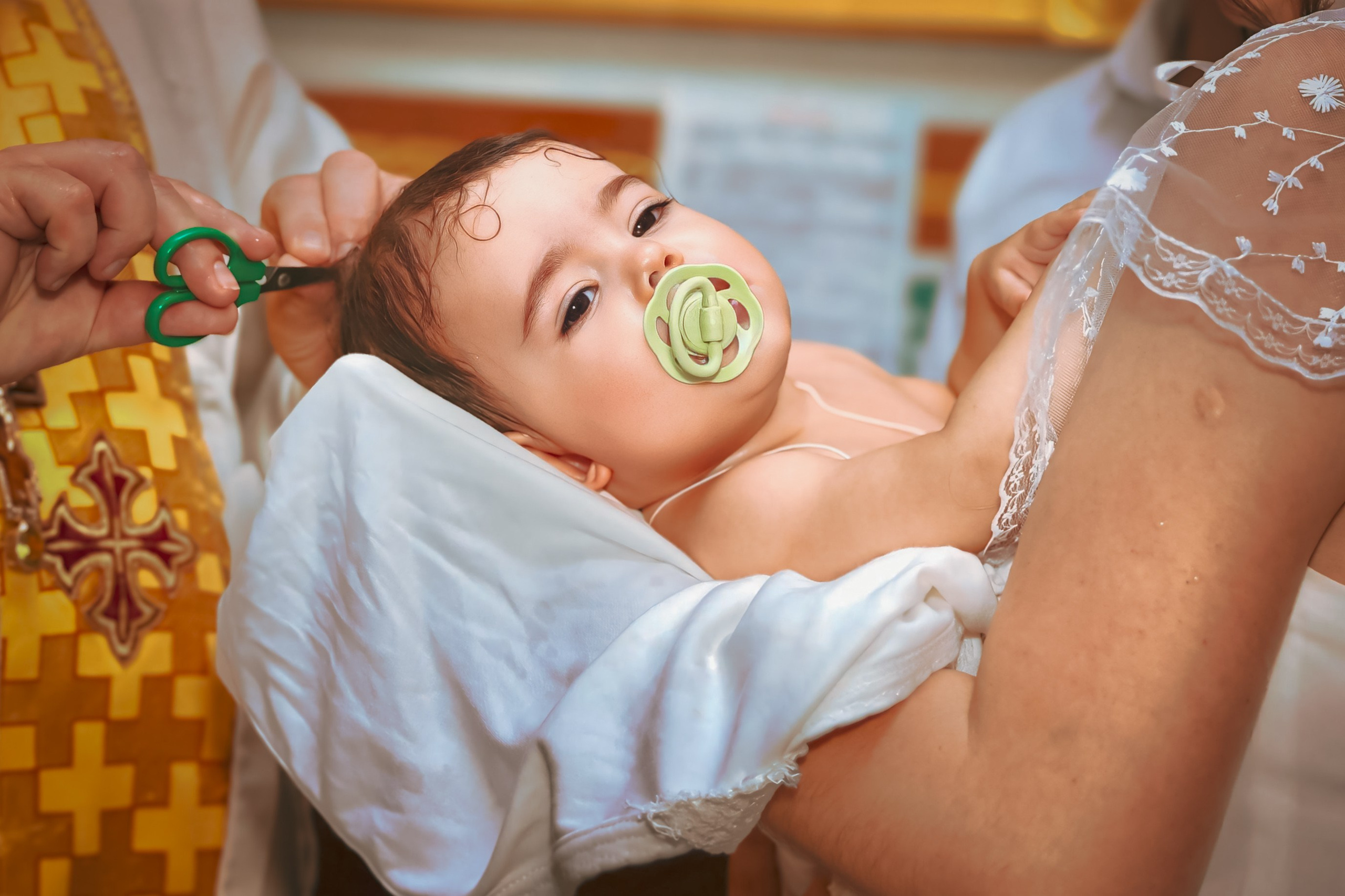 Botez. Fotograf al tainelor bisericești – Alina Fetu