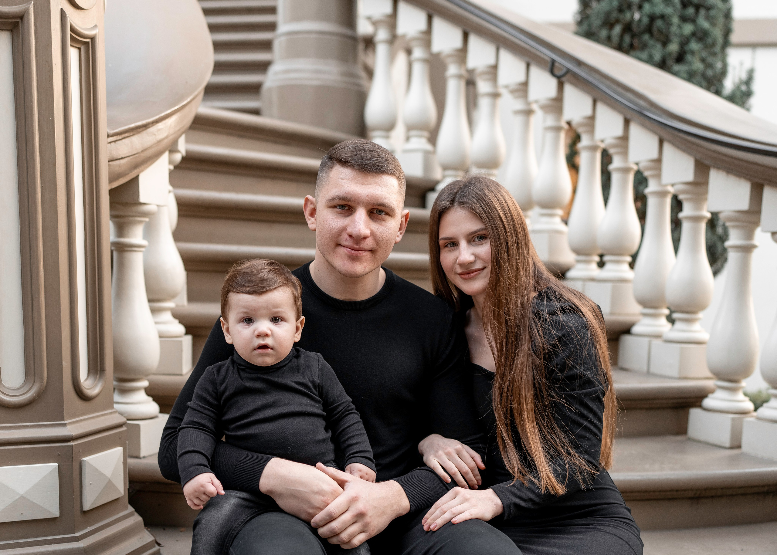 Artem, Nadia & Elisha. Family photographer in Sacramento | Sofia Pavenko