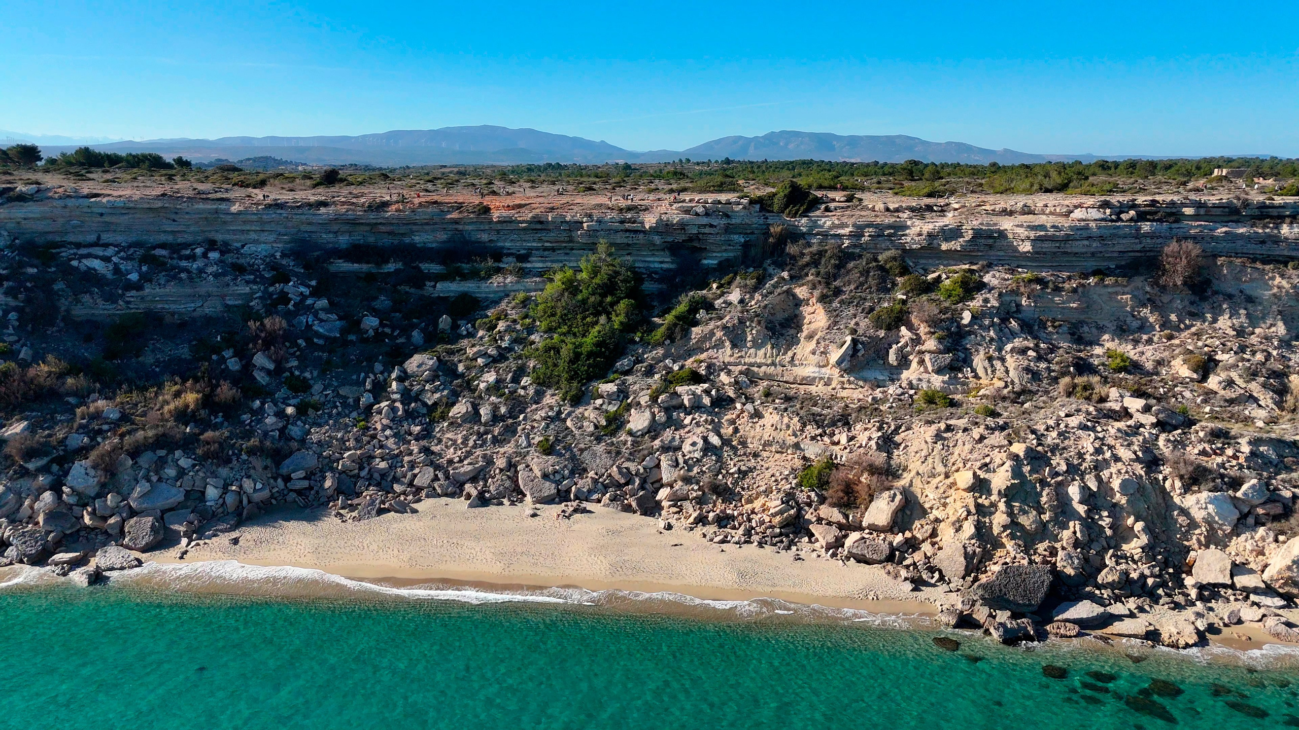 Photographe et Vidéaste Professionnelle à Béziers. Photographe Professionnel à Béziers et Montpellier – Mariages, Portraits et Vidéos Aériennes