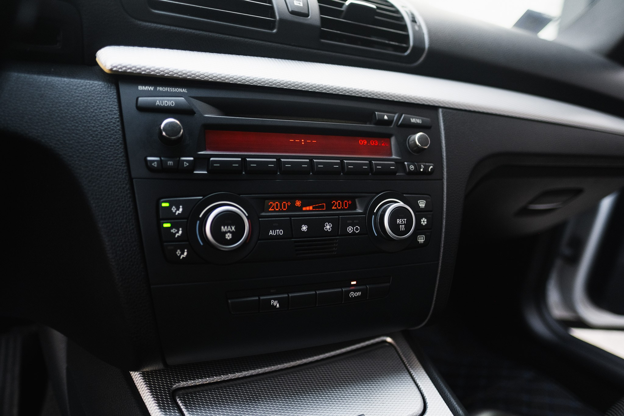 BMW E82. LOHA VISUALS — AUTOMOTIVE PHOTOGRAPHY