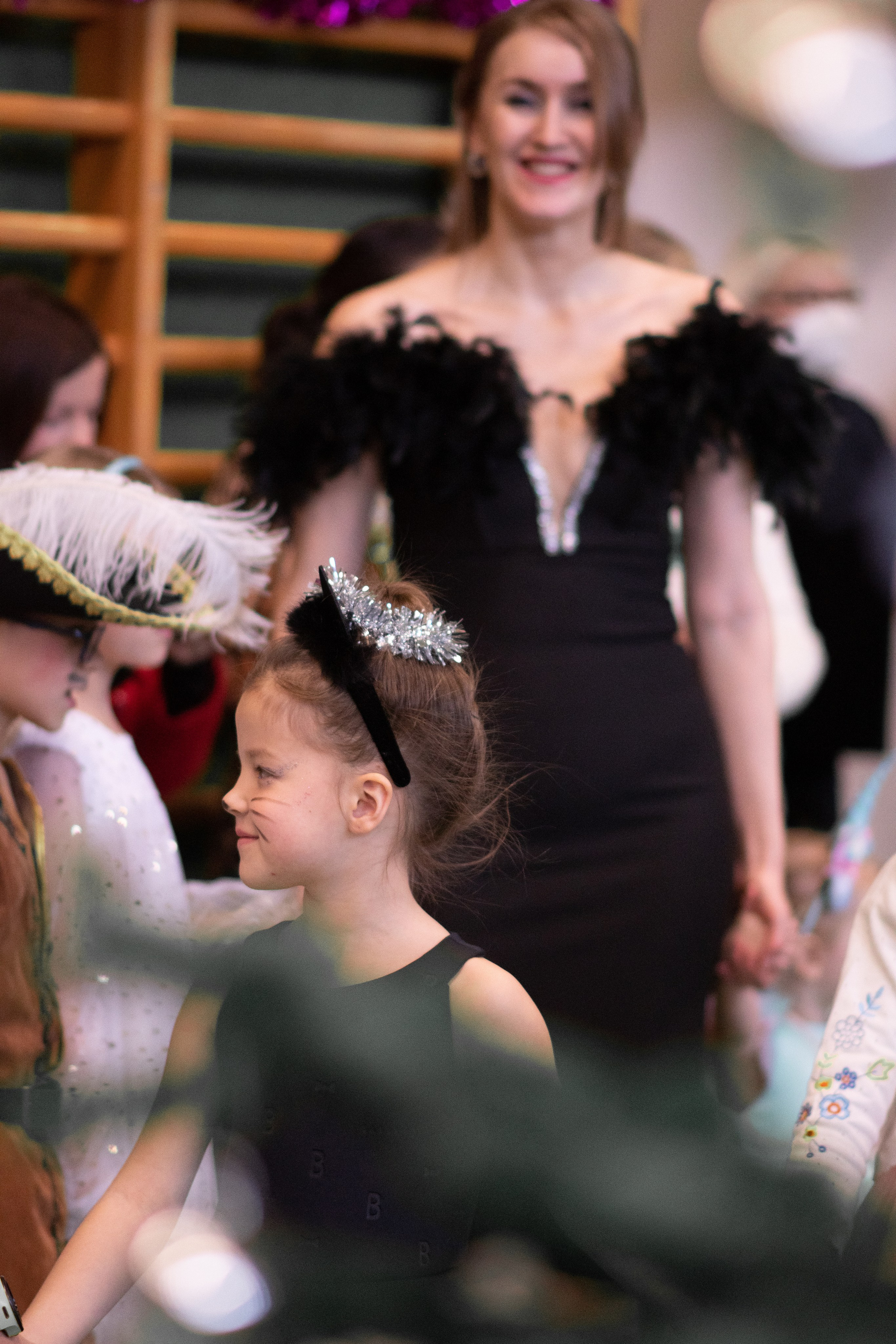 Новогодний хоровод. Семейный и детский фотограф