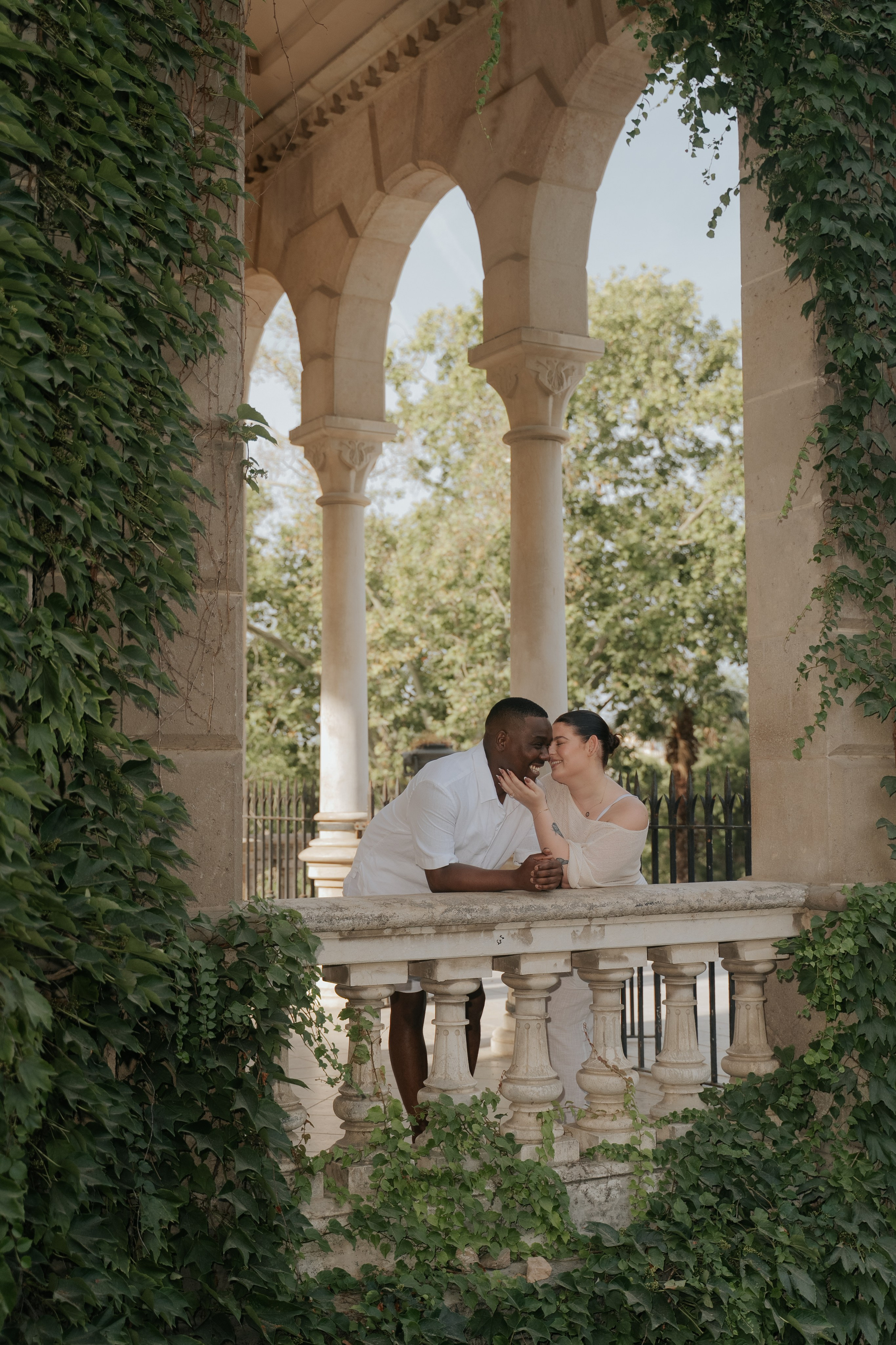 Barcelona Couple Photographer | Prices & Packages | DiaFoto