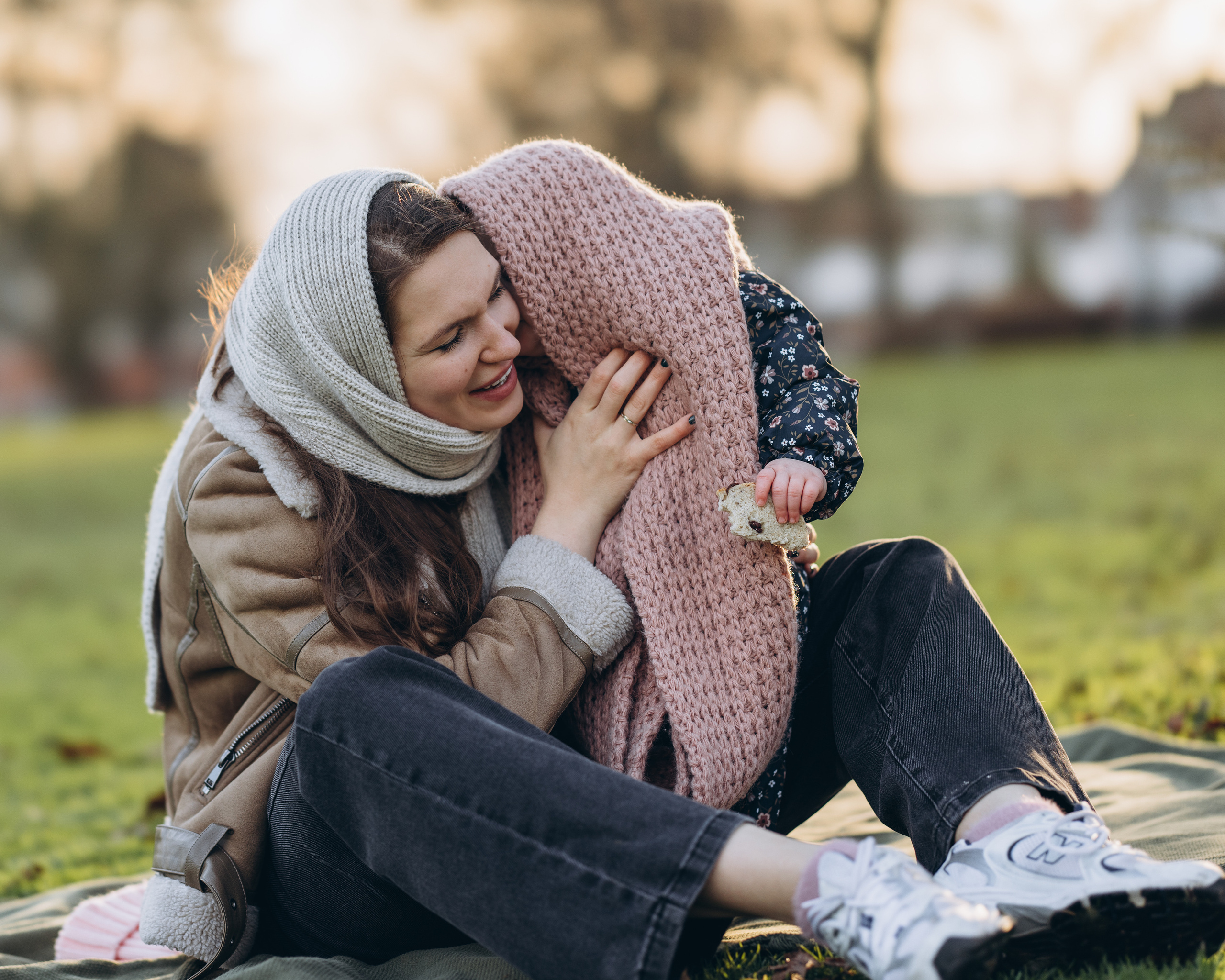 Asel with mum. Anastasia Klink, Photographer in London