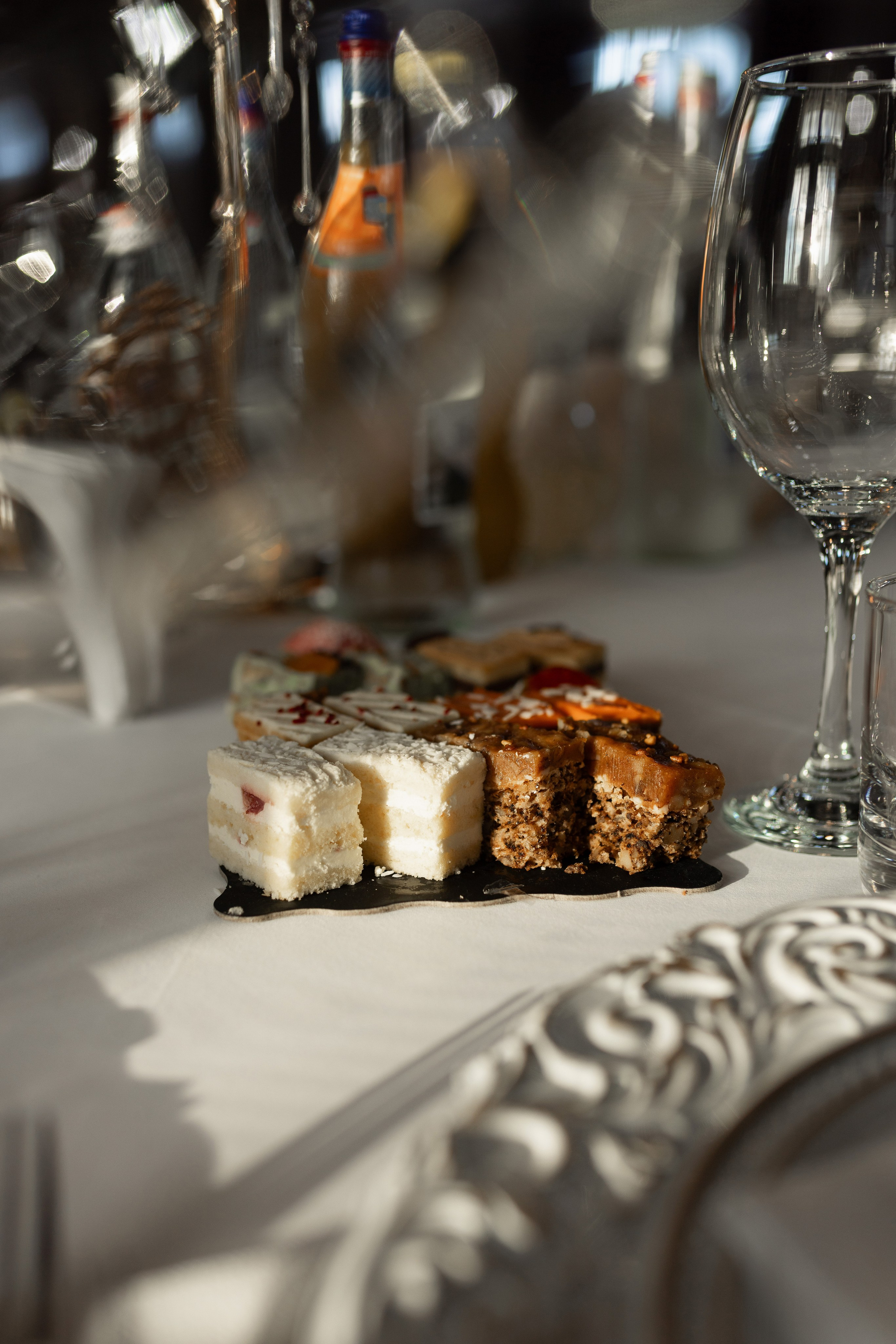 Ana-Maria & Bogdan. Vlad Aconstantinesei Photographer