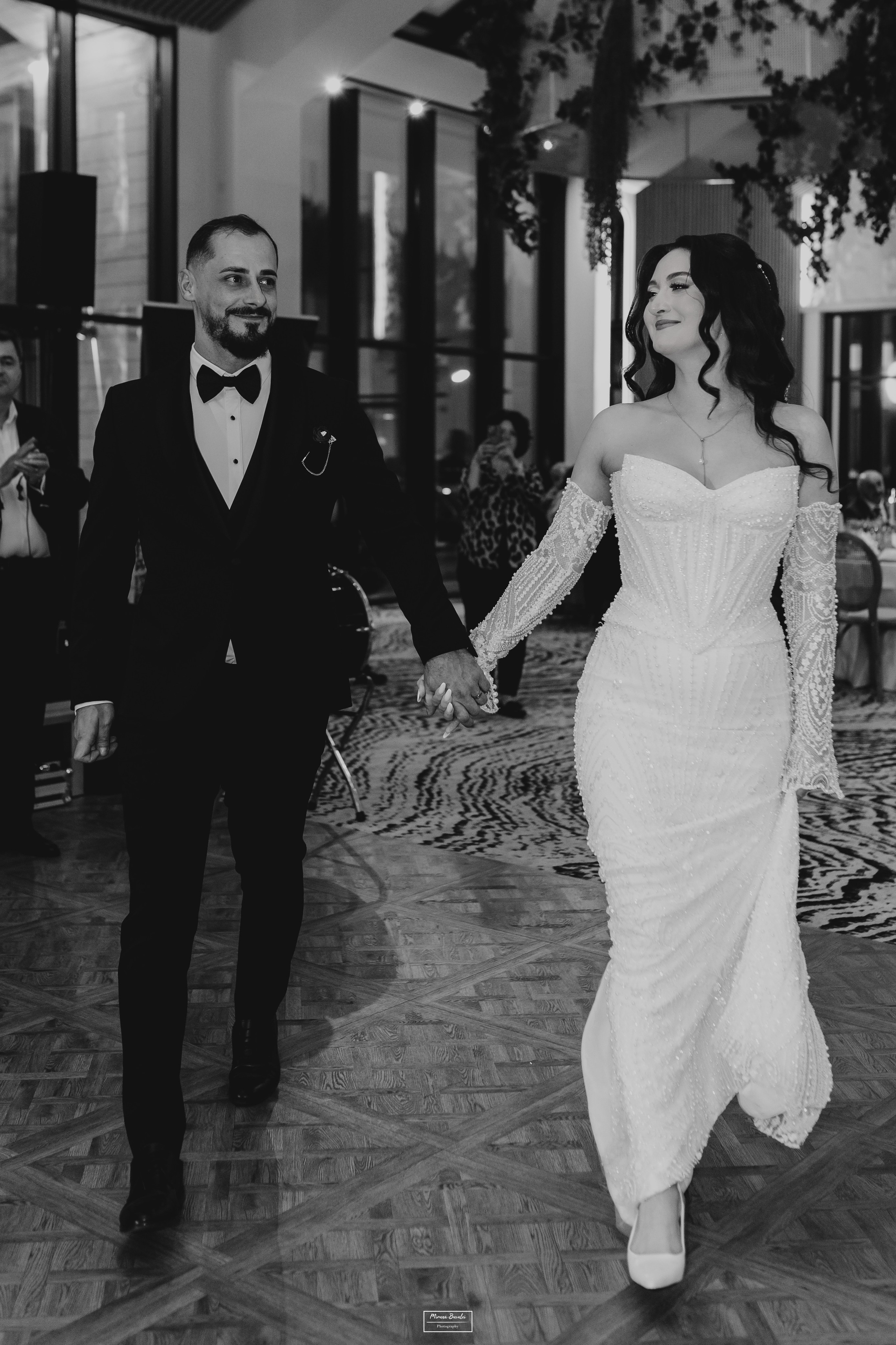 Nuntă Georgiana & Răzvan. Photographer Miruna Buculei
