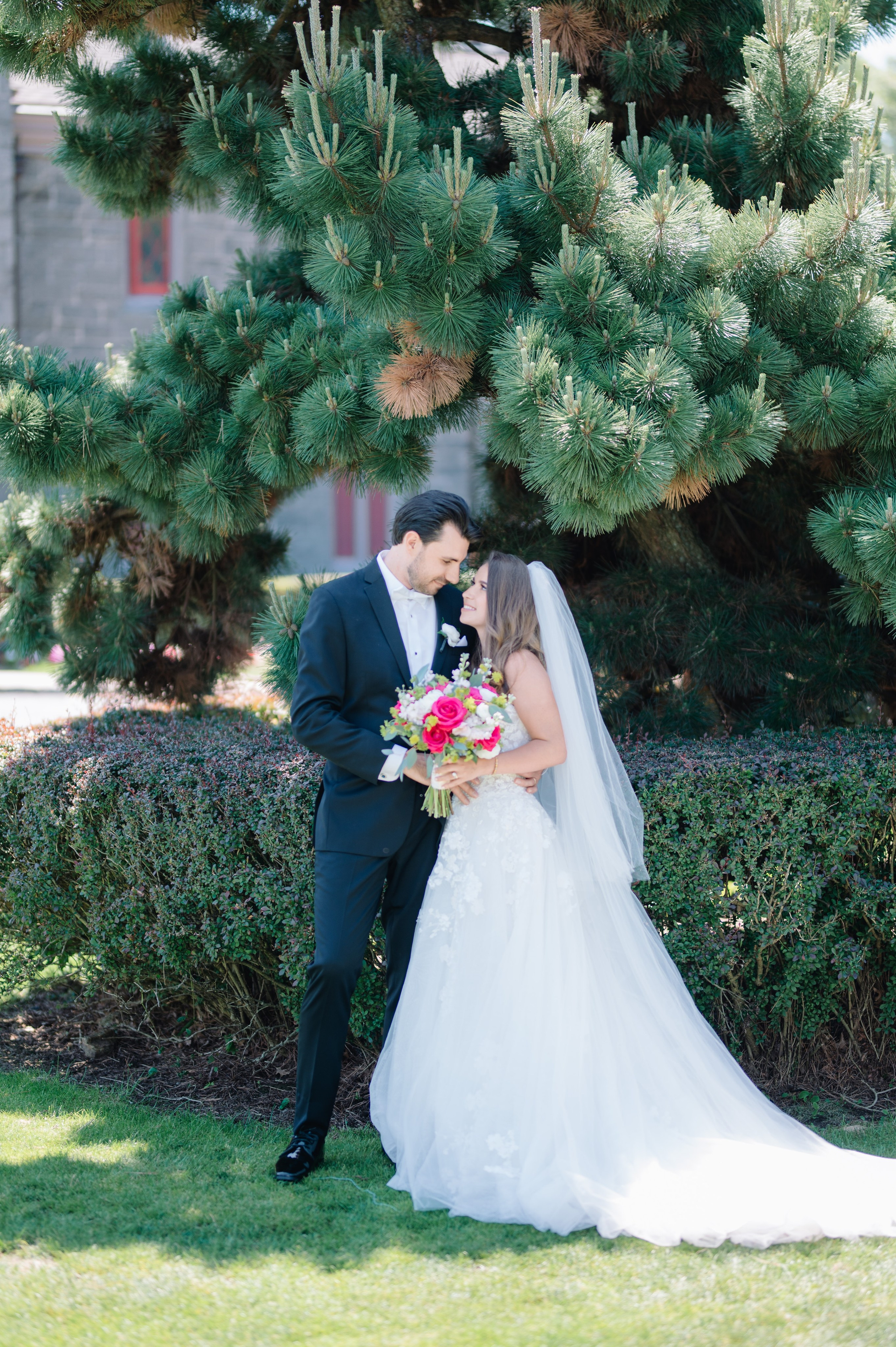 Dave and Lara – Wedding at Whitby Castle, New York
