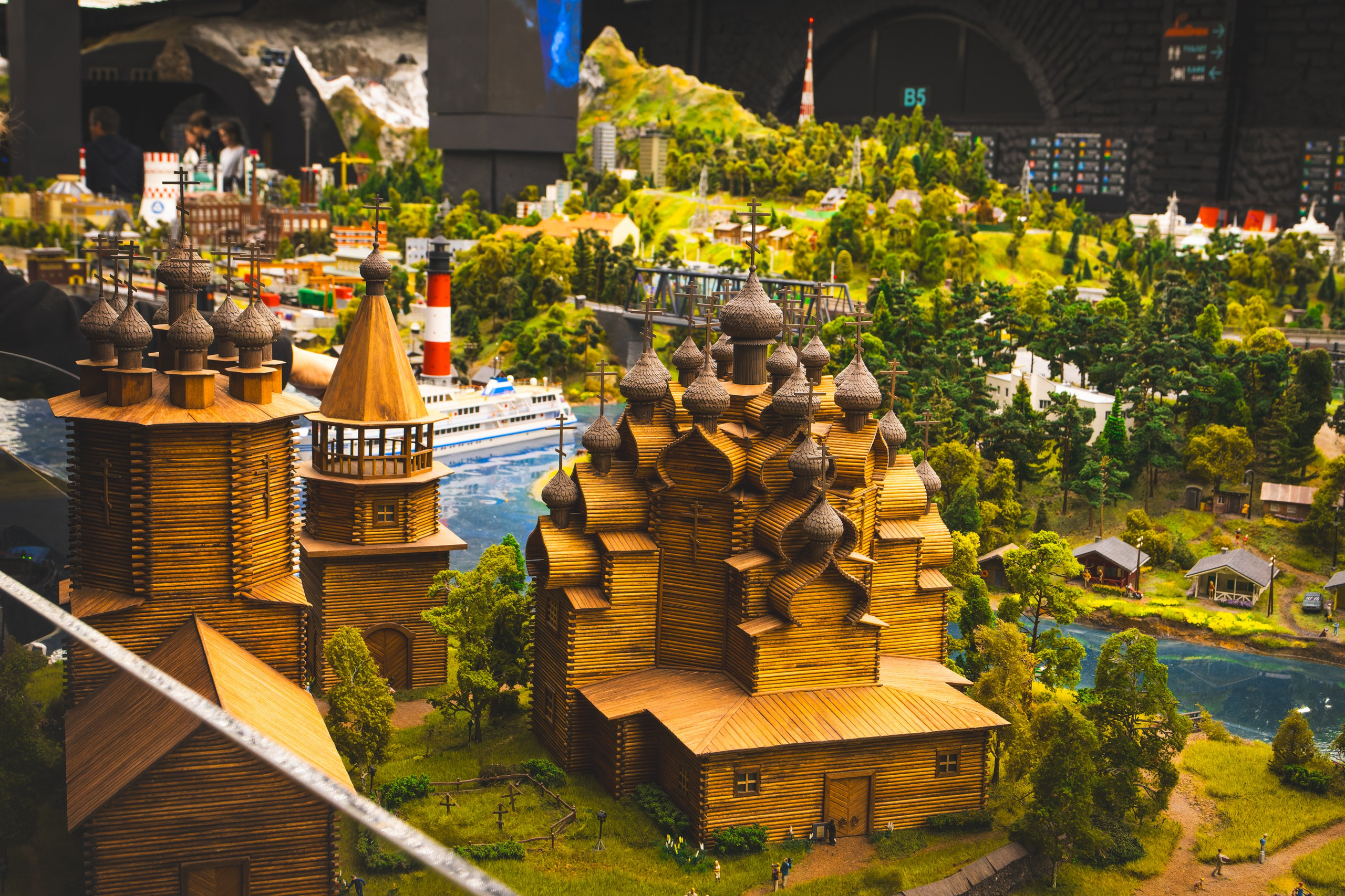 Puhkus Peterburis (Ermitaaž, Shadow muuseum, Grand Maket Venemaa, ArtMuza). Nebula 25 — Fotod teie hingele