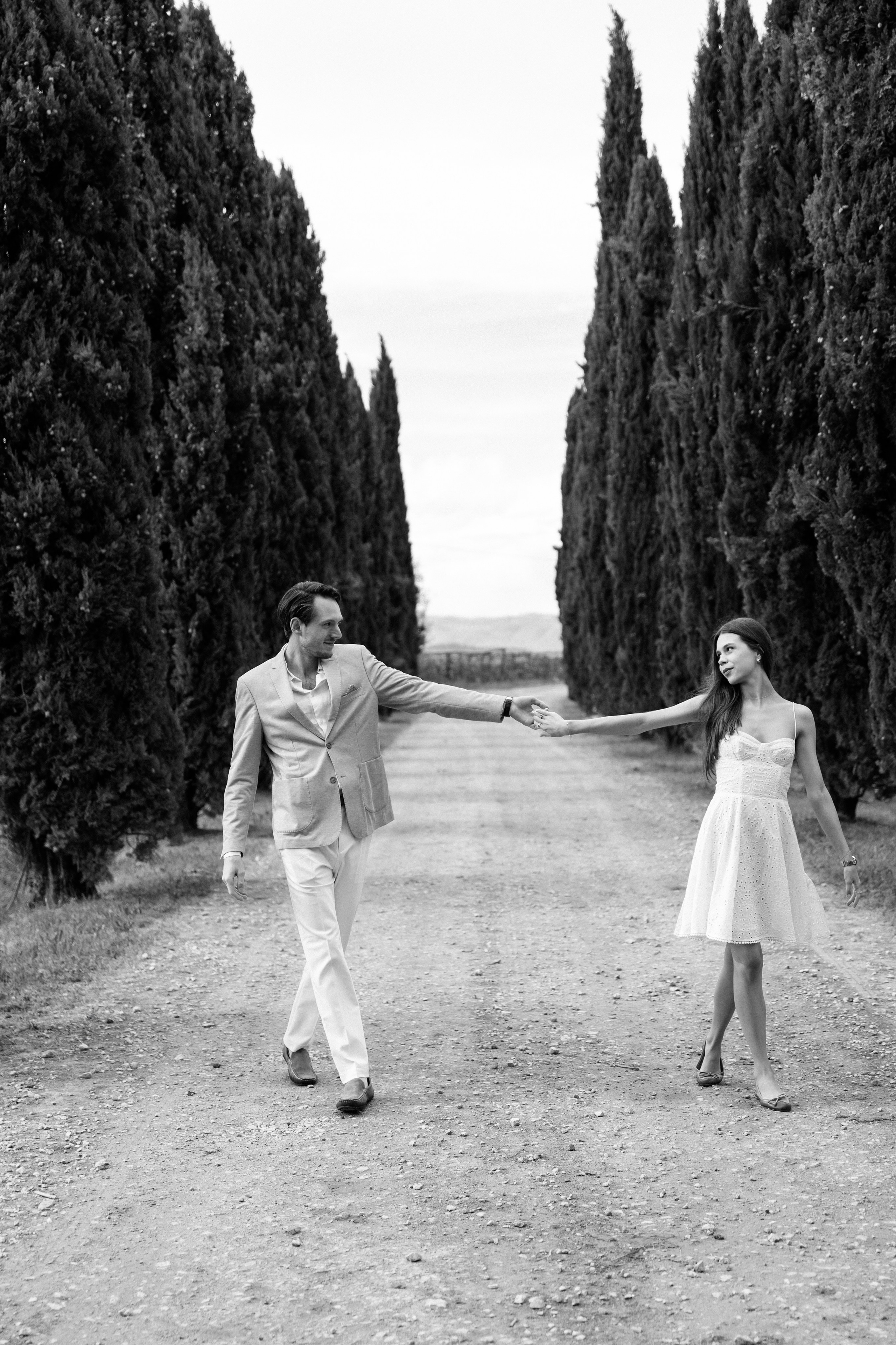 Wedding photographer Italy Rome, Tuscany, Lake Como, Sicily, Puglia. Wedding Photographer Rome Tuscany Como Sicily Puglia Amalfy Italy- Oksana Savenchuk