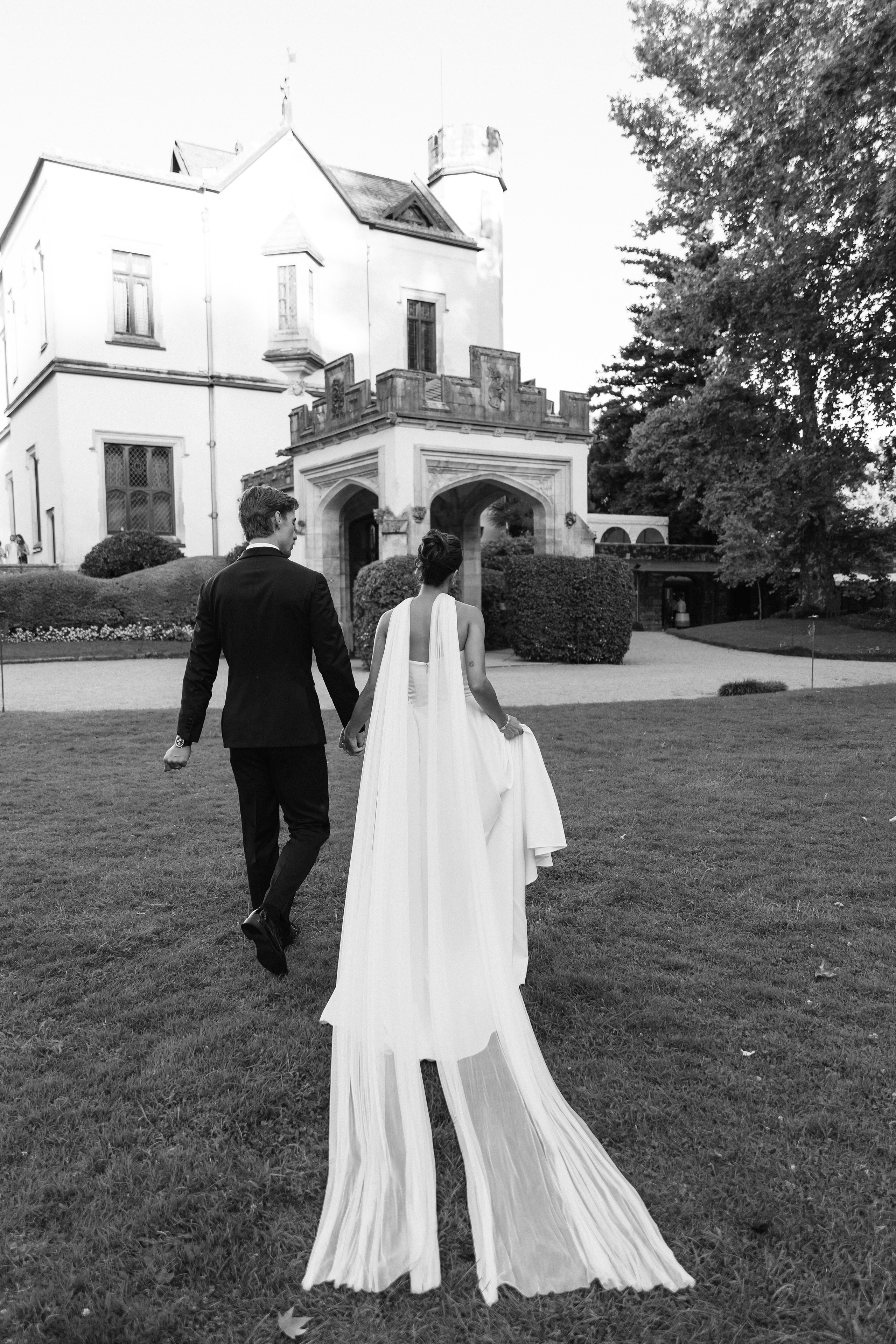 Wedding Photographer Lake Maggiore Como Italy. Wedding Photographer Rome Tuscany Como Sicily Puglia Amalfy Italy- Oksana Savenchuk