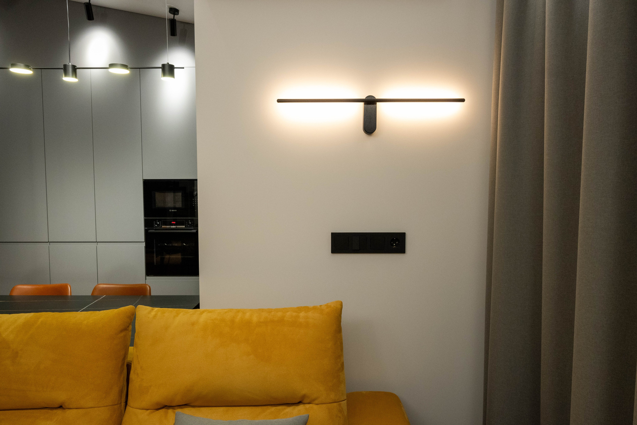 The apartment is on two levels. Fotograf Dmitrii Donets