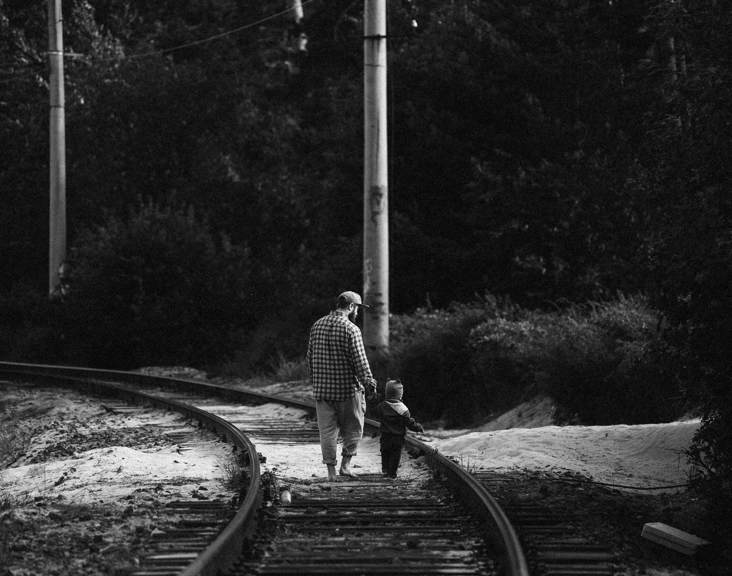 2025. Стрит-фотография, полная абсурда, идиотизма и красоты