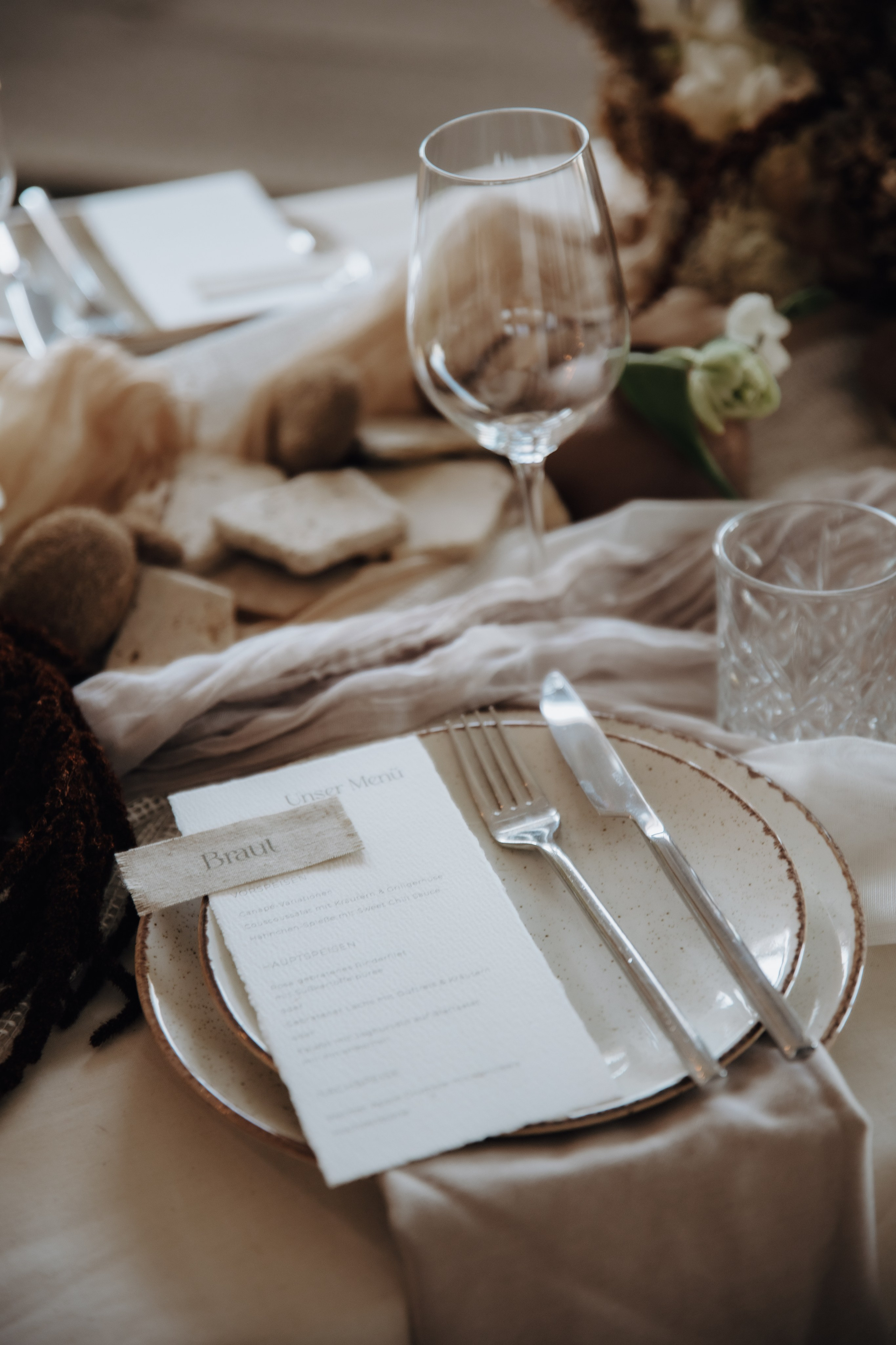 Natalie & William. POURNÉA - EDITORIAL WEDDING PHOTOGRAPHY