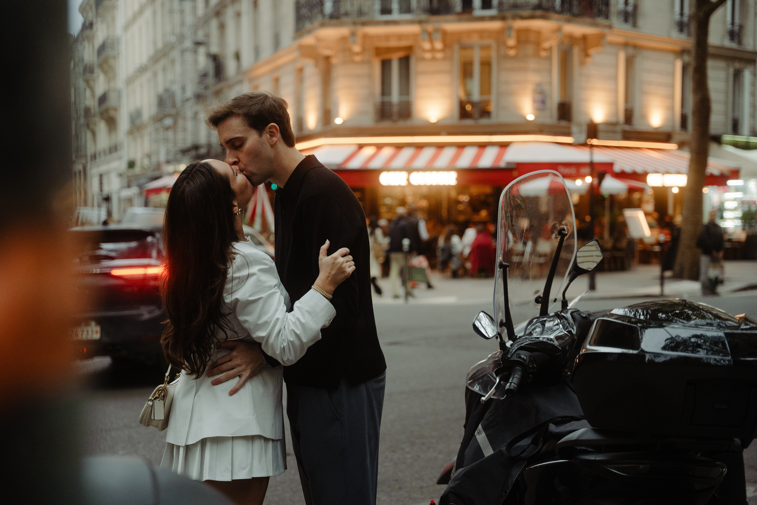 Alyssa & Dane — Fall, Evening, Eiffel Tower. Фотограф в Париже Полина Осипова