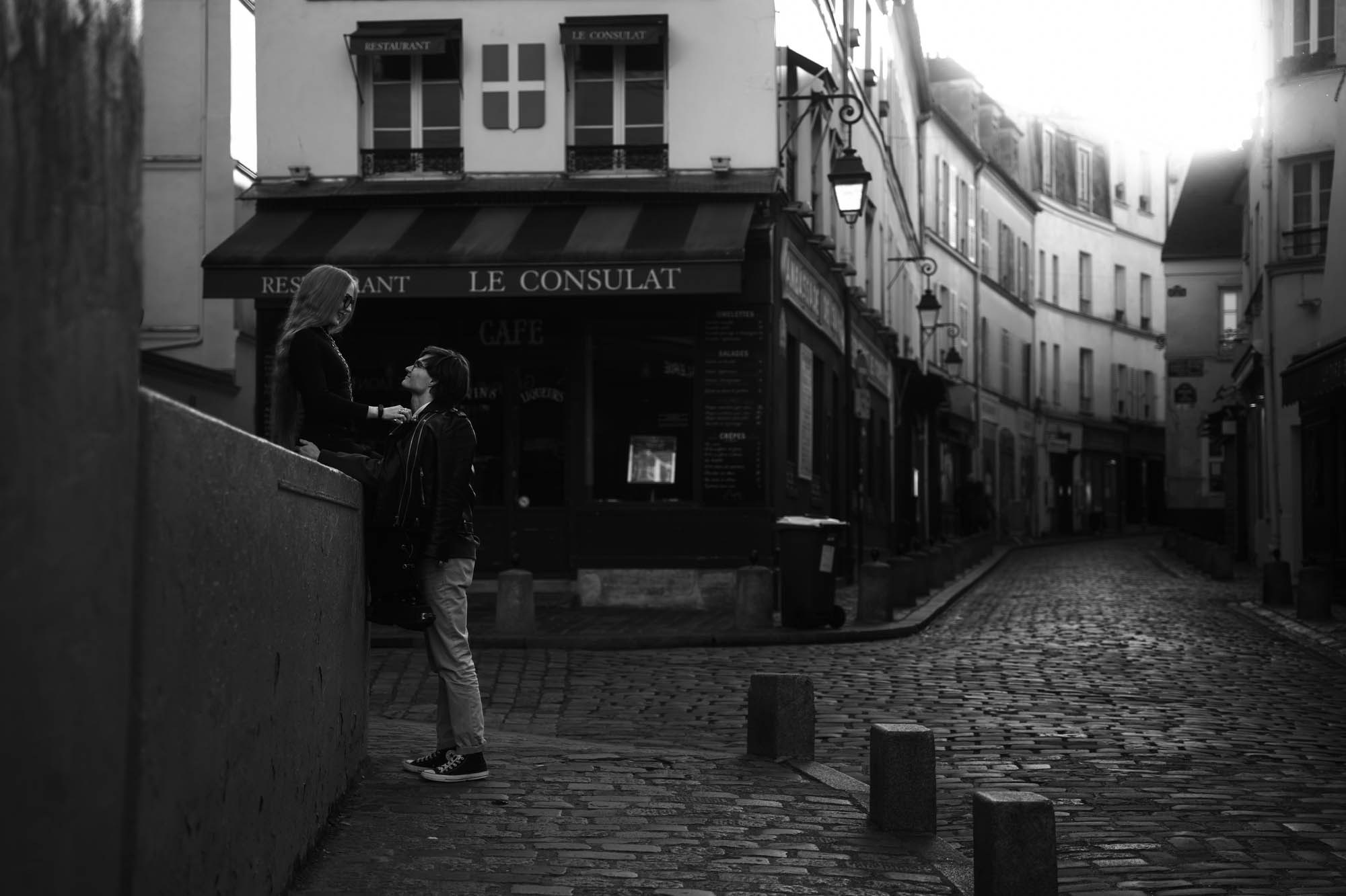 Montmartre Couple Photoshoot in Paris. Paris photographer — Polina Osipova