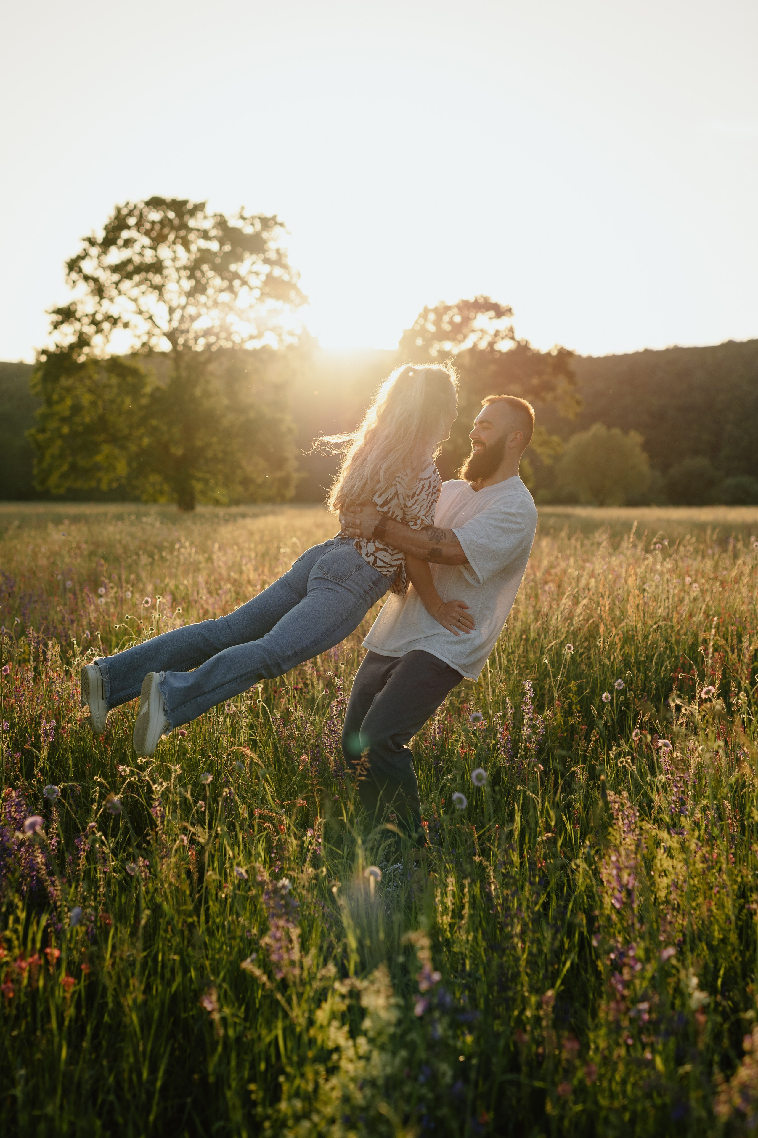 Diana & Robert. Main