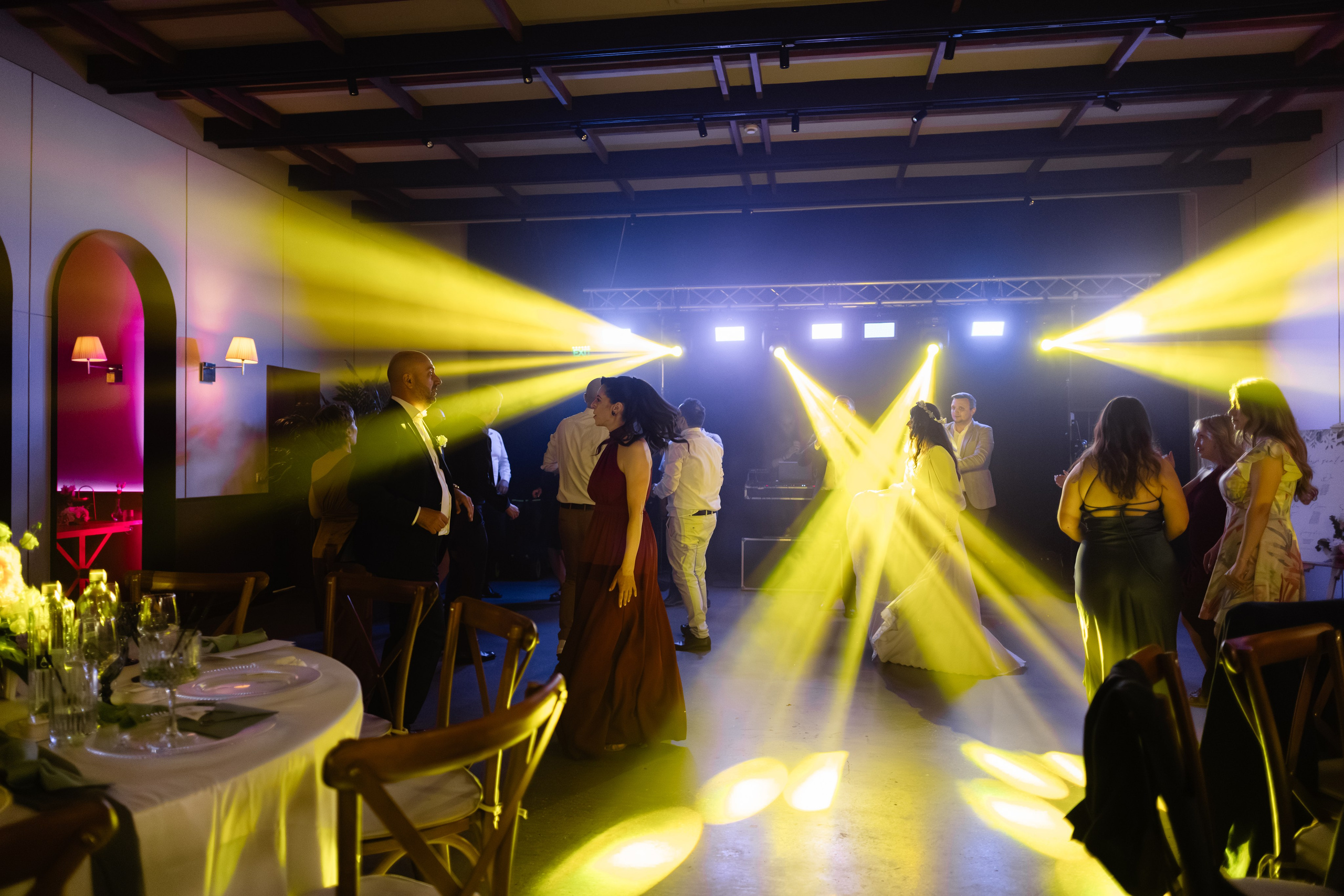 Flori & Cosmin. Main