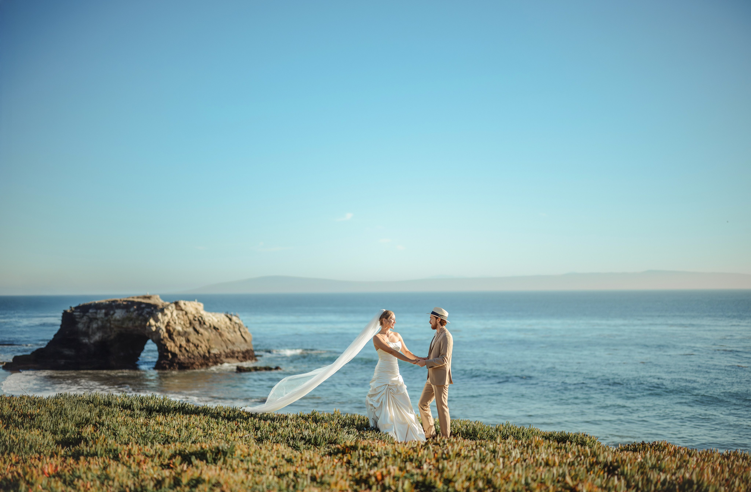 Coastal Elopement in Santa Cruz & Monterey. Wedding & Elopement Photographers in California