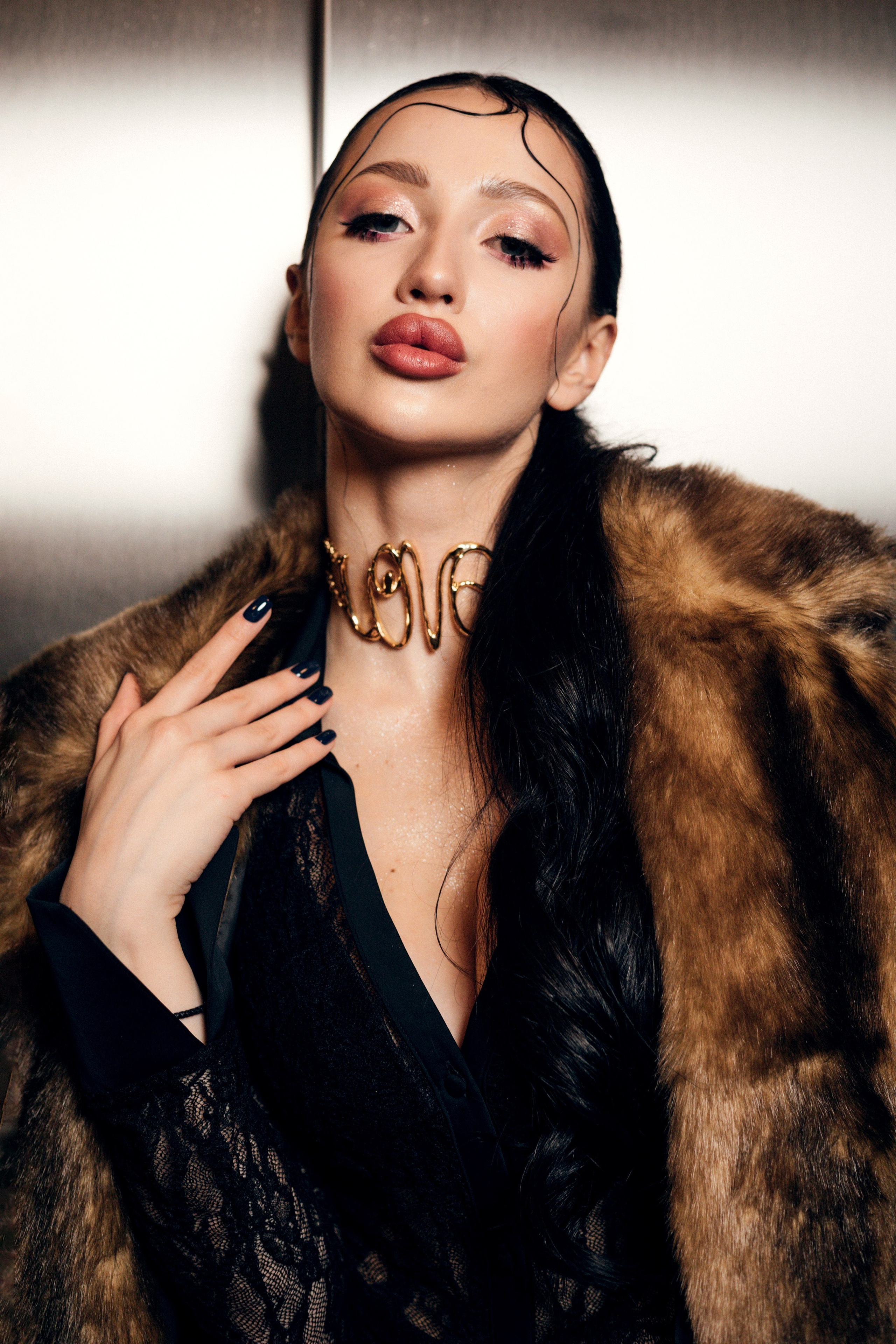 Fashion. Baeva Yulia. Woman portrait photographer in Europe