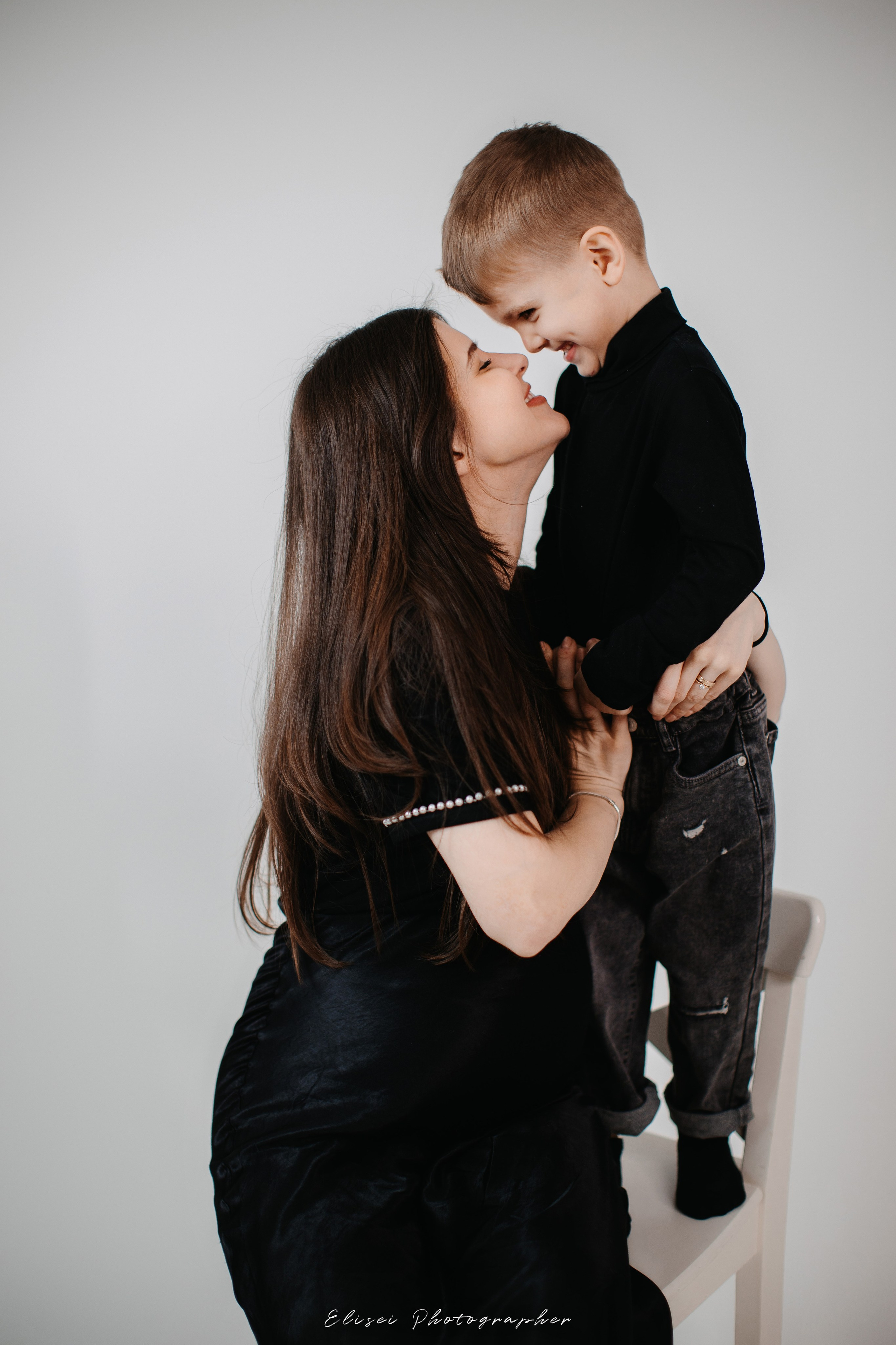 Sedinta foto maternitate suceava Maternity Photostudio