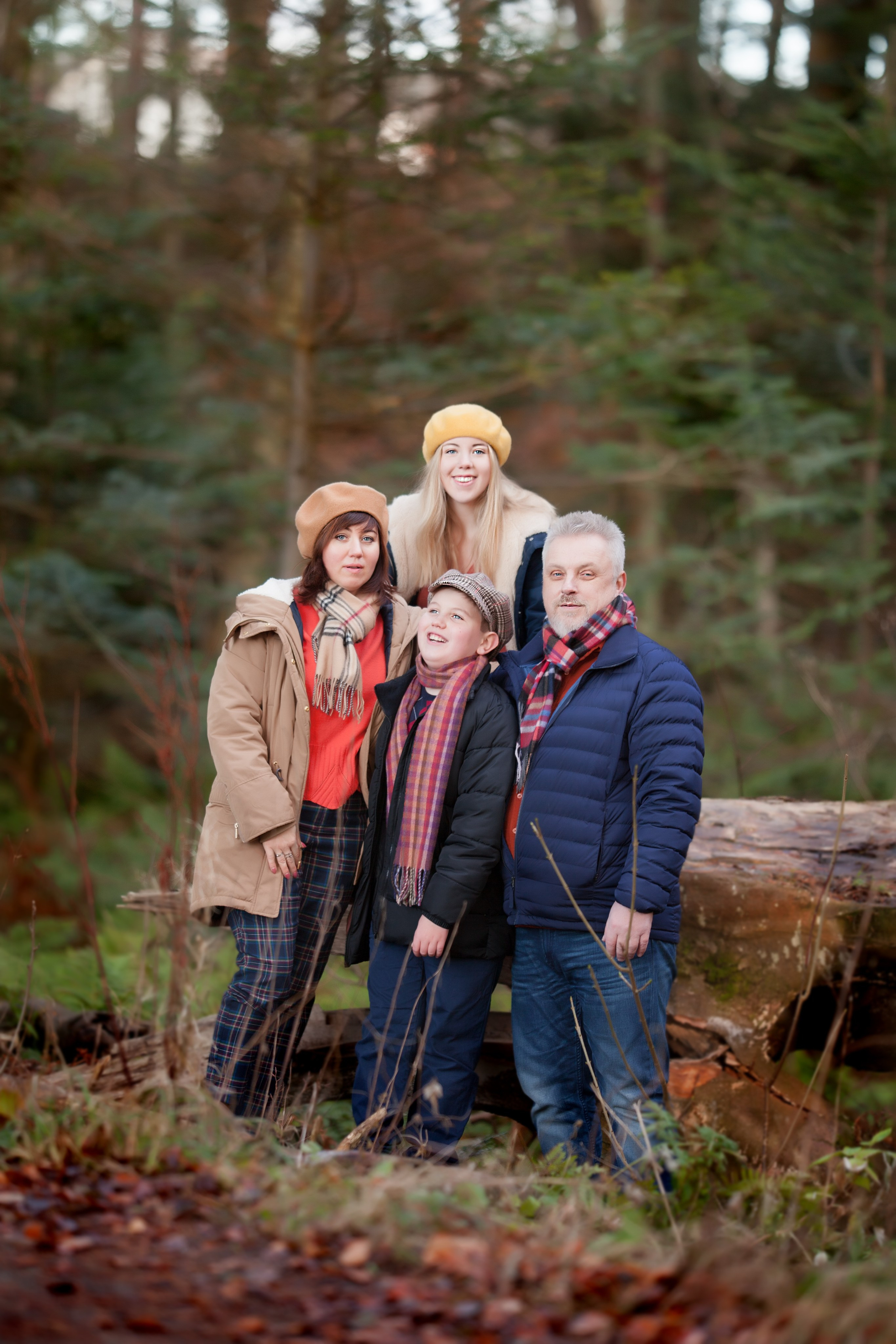 Gold october. Family and real state photographer in Haugesund Dina Vikra