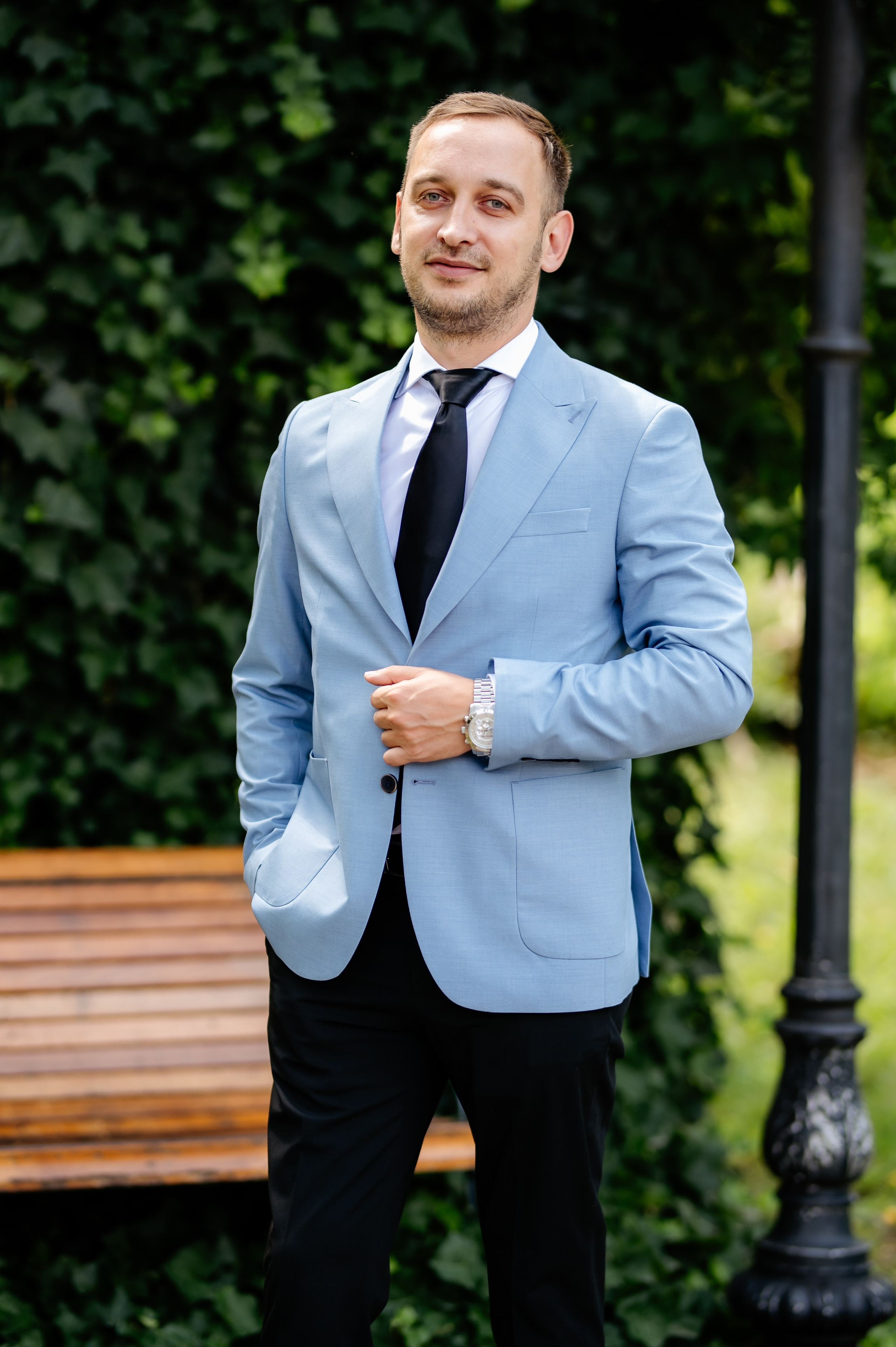 Adelina & Gabriel. Andrei Samuel – Fotograf București | Evenimente, Studio, Imobiliare, Produs