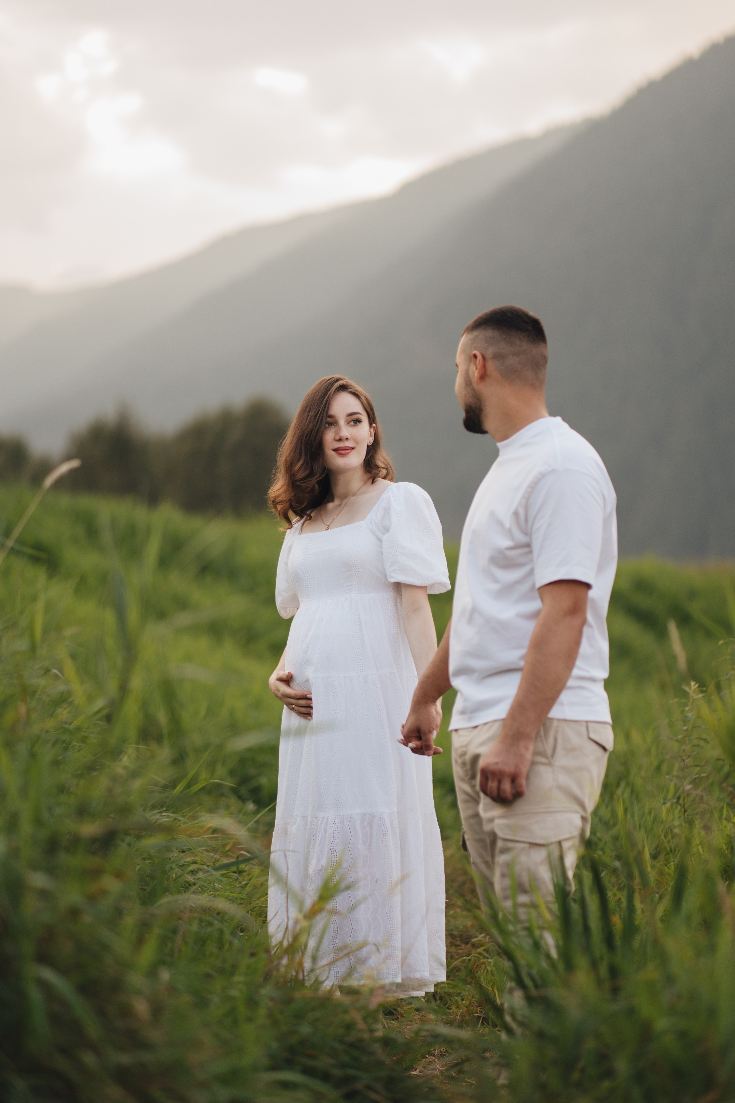 Pregnancy & Motherhood. Vancouver Photographer | Catherine Vashchenko