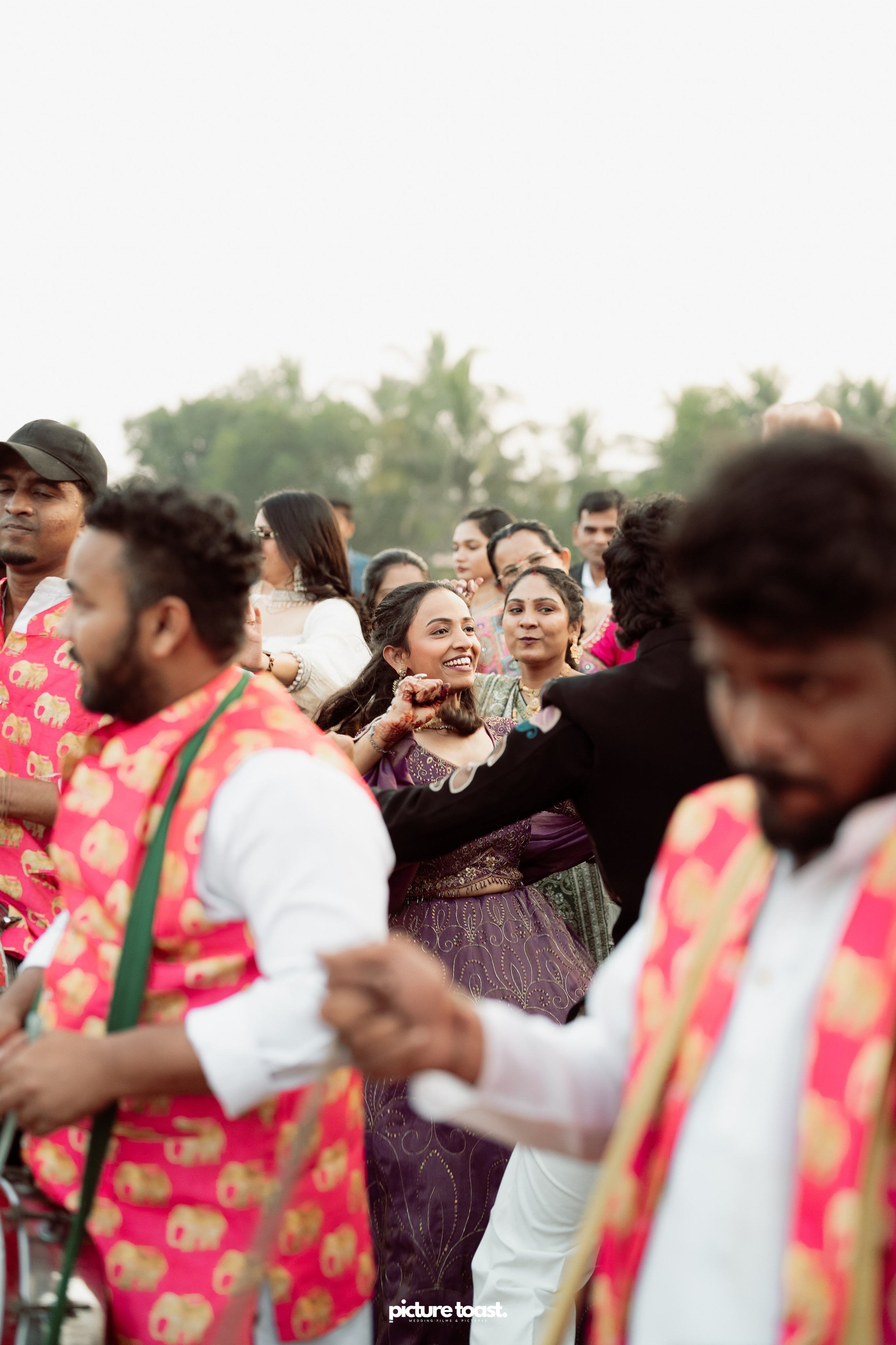 Gujarathi Wedding! Ft. Sahil & Thanima. Fine art Wedding Photographers in India & Canada