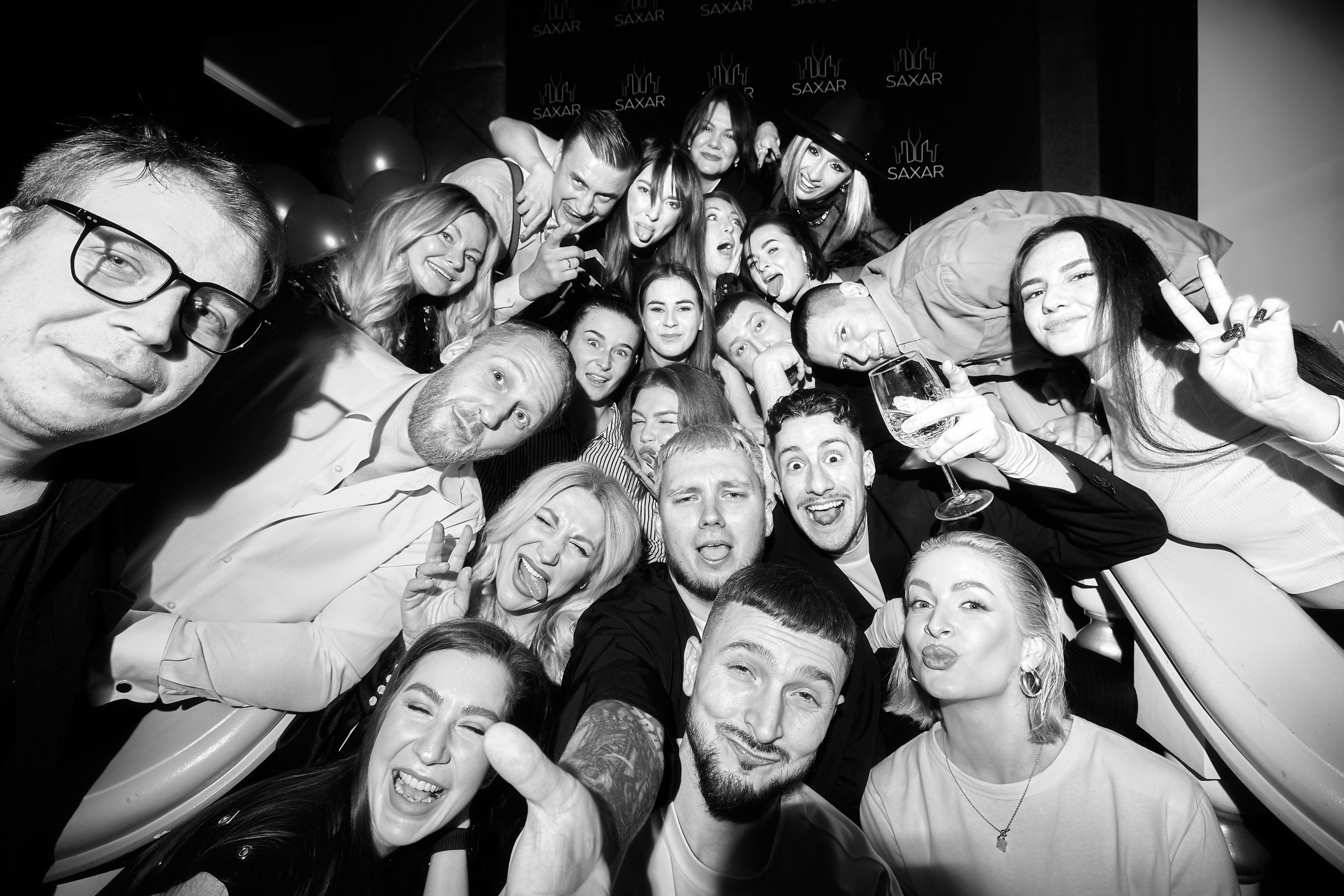 Birthday in the club. Свадебный и семейный фотограф в Риге Игорь Давидович