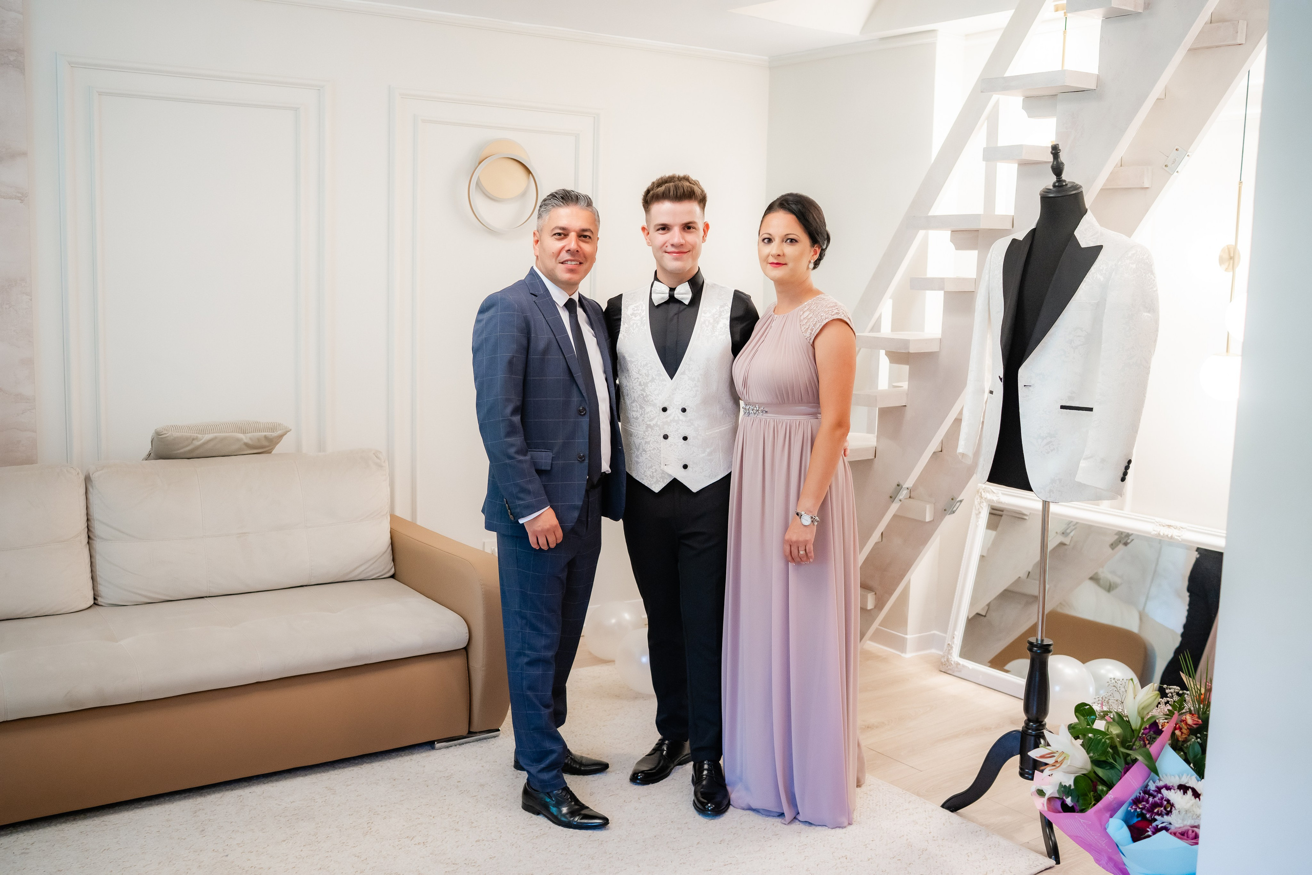 Nunta in mijloc de vara - Anne Marie & Cristian. Fotografi de nunta in Bucuresti, Iulia si Stefan Ovidiu