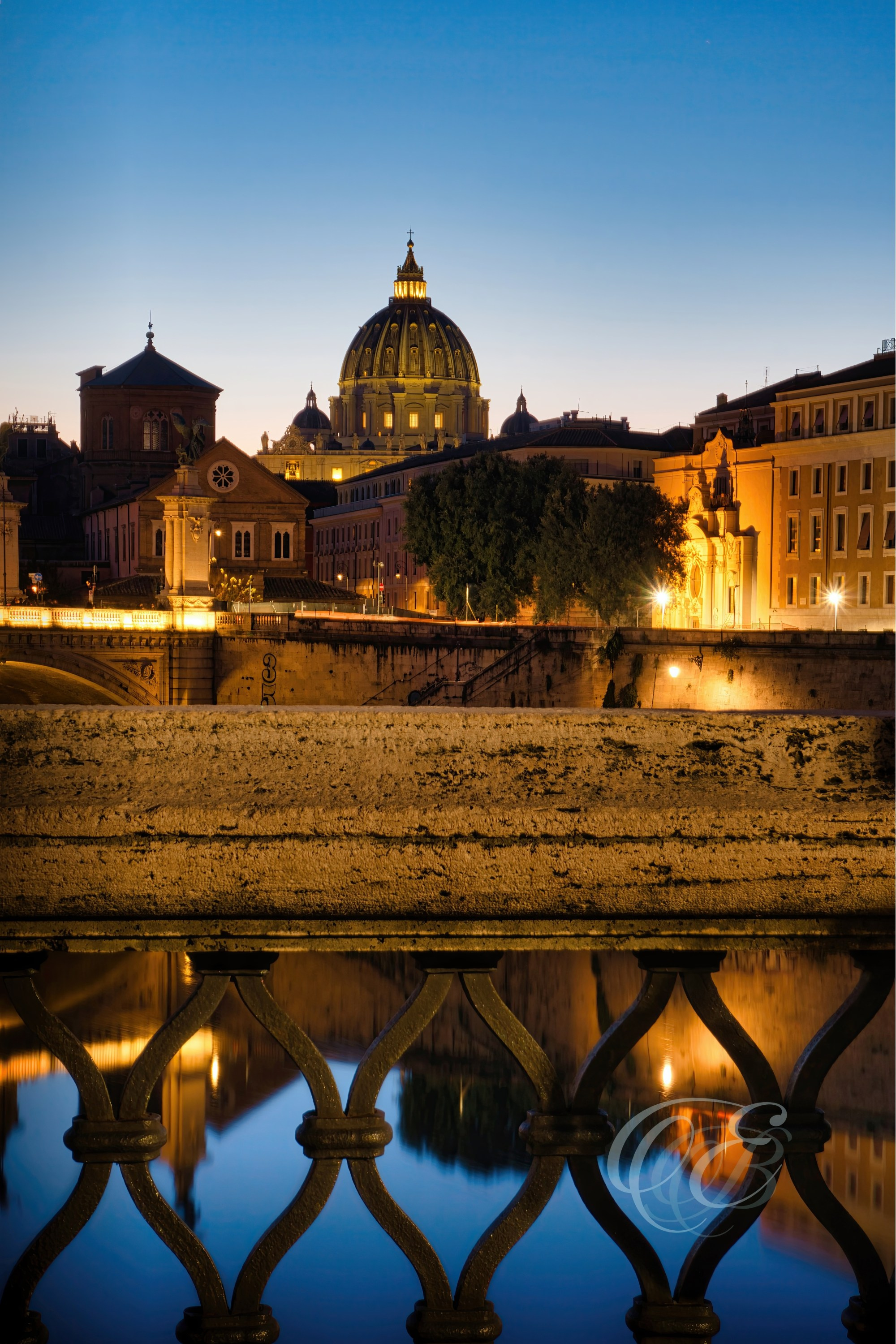 Rome Italy - Sunset view of St. Peter's Basilica - Eduardo Bartoli Fine Art Photography - Sunset view of St. Peter’s Basilica in Rome, Italy – fine art photography by Eduardo Bartoli.