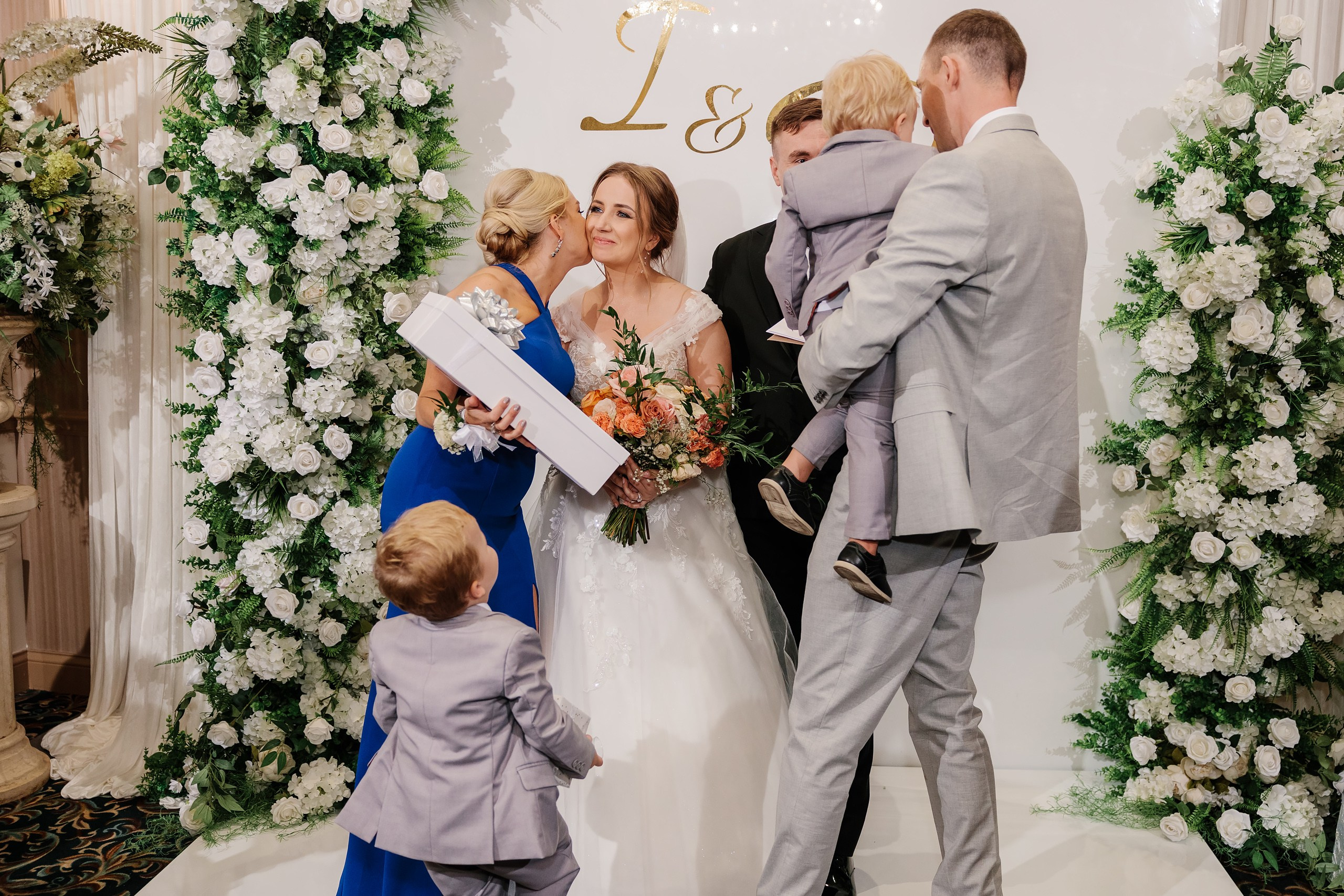 05.10.2024 Wedding. Wedding family event photographer in Chicago Nick Yushevich