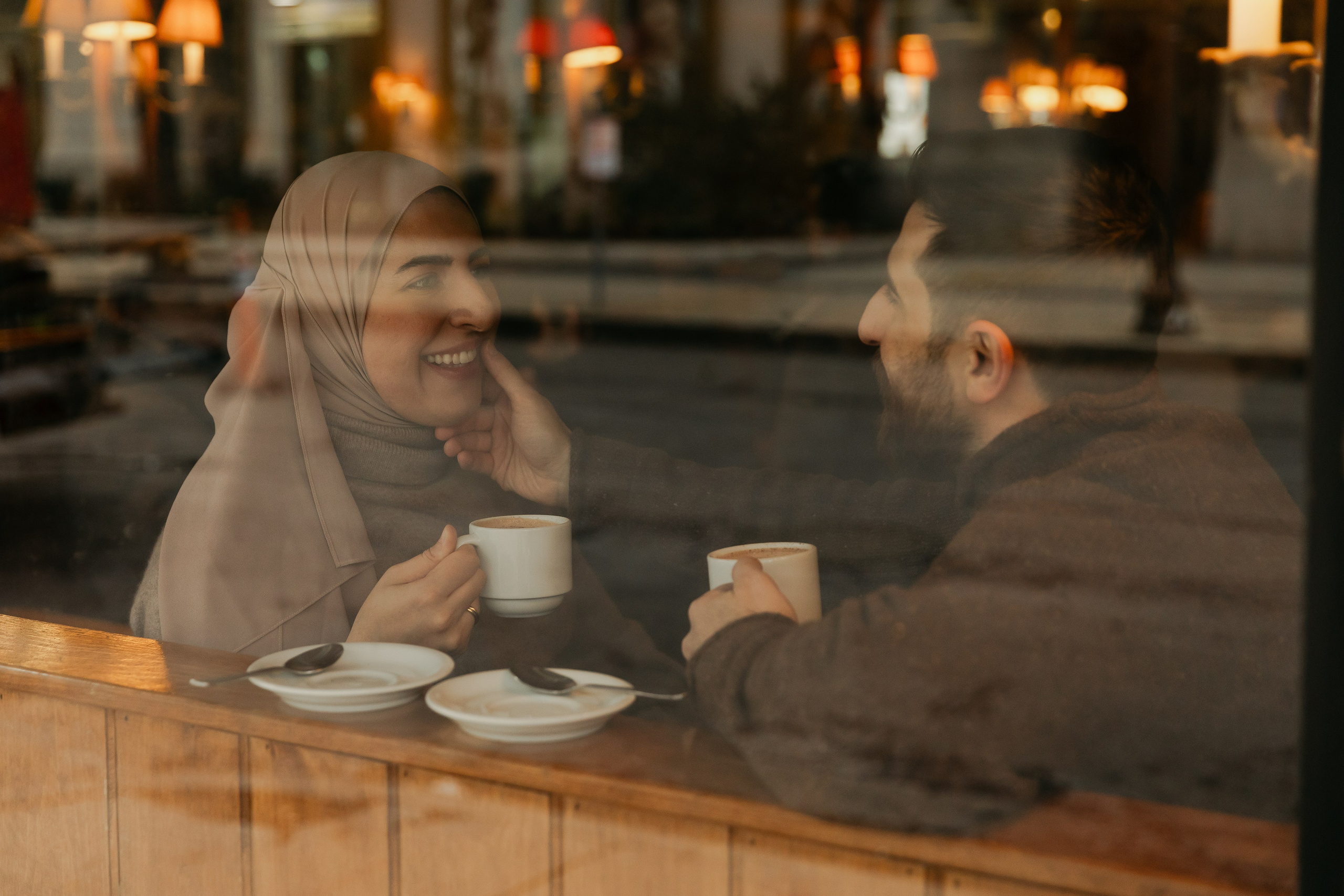 Winter Pregnancy Photoshoot | Bacon Hill, Boston
