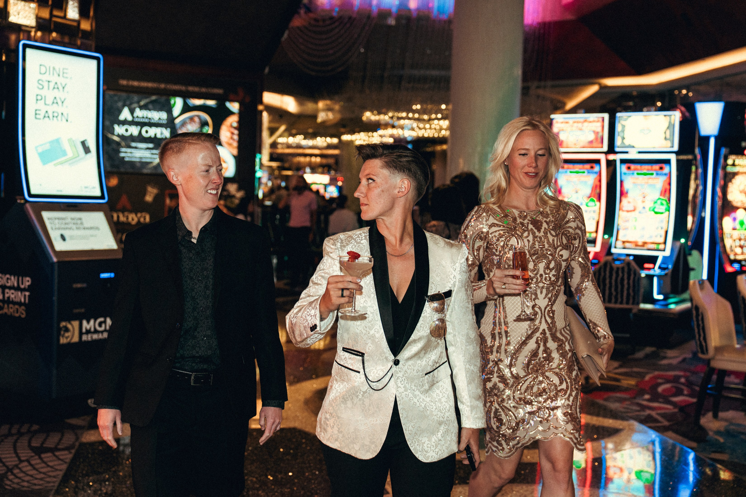 Christina’s bachelor party. Wedding & elopement photographer Viktoriya Kravtsov. Las Vegas