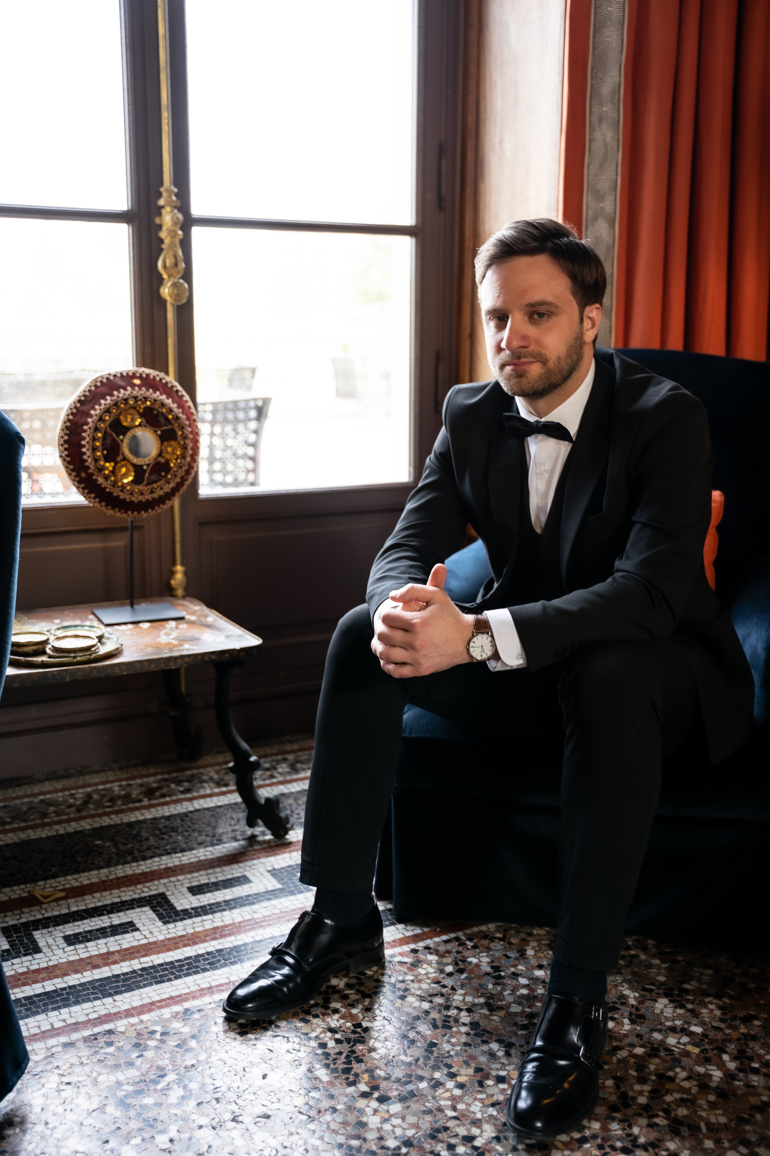 Chateau elopement inspiration. Wedding photographer in Paris Oksana Shum