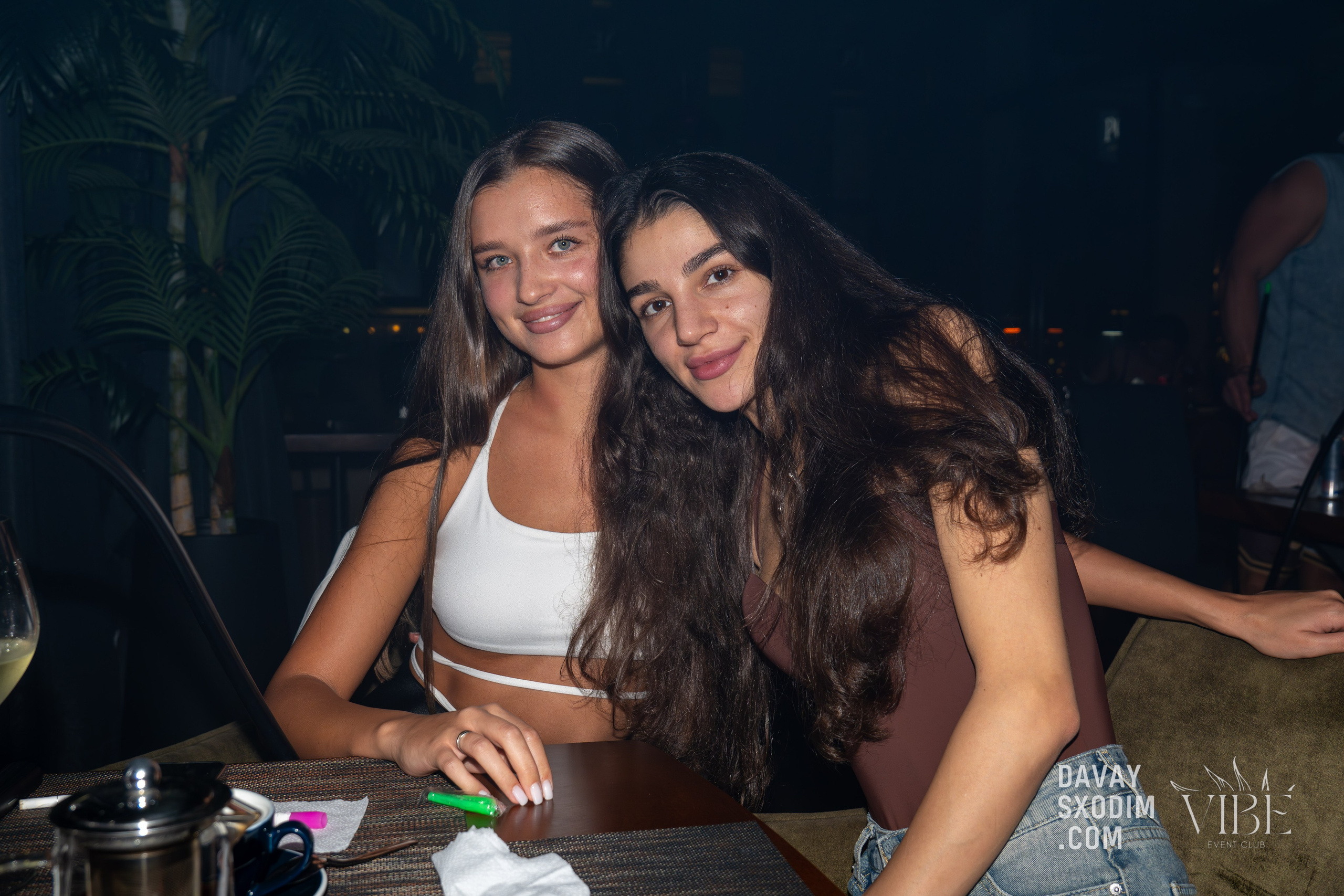 Вечеринка White Out | Фоторепортаж | Видеорепортаж | Афиша | DAVAYSXODIM.com PHUKET. АФИША|ФОТОРЕПОРТАЖИ|ИВЕНТЫ|ПХУКЕТ