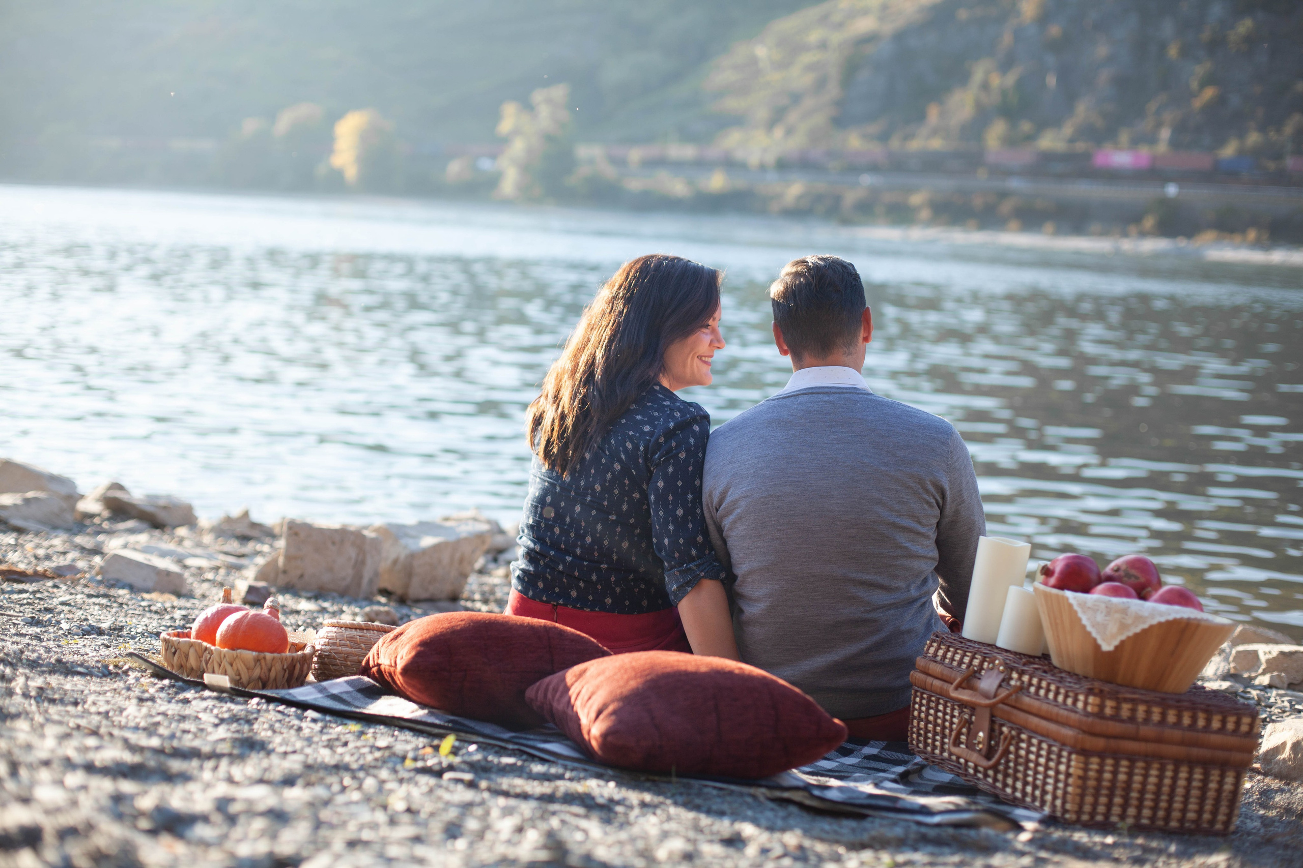 Alex & Anastasia. GoldenHourStory