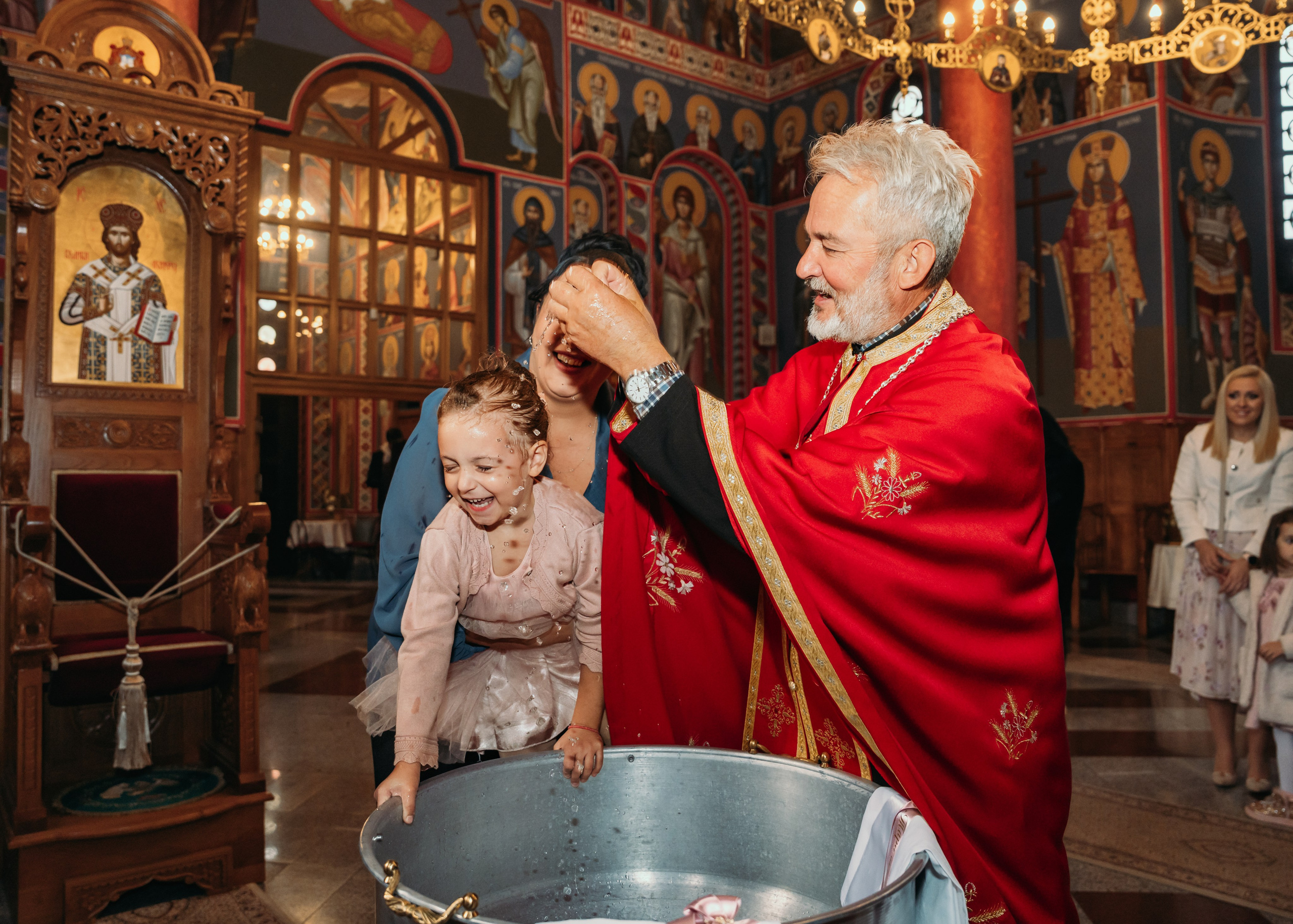 Fotografisanje krstenja Beograd. DEČIJI FOTOGRAF BEOGRAD|FOTOGRAFISANJE KRŠTENJA|CAKE SMASH