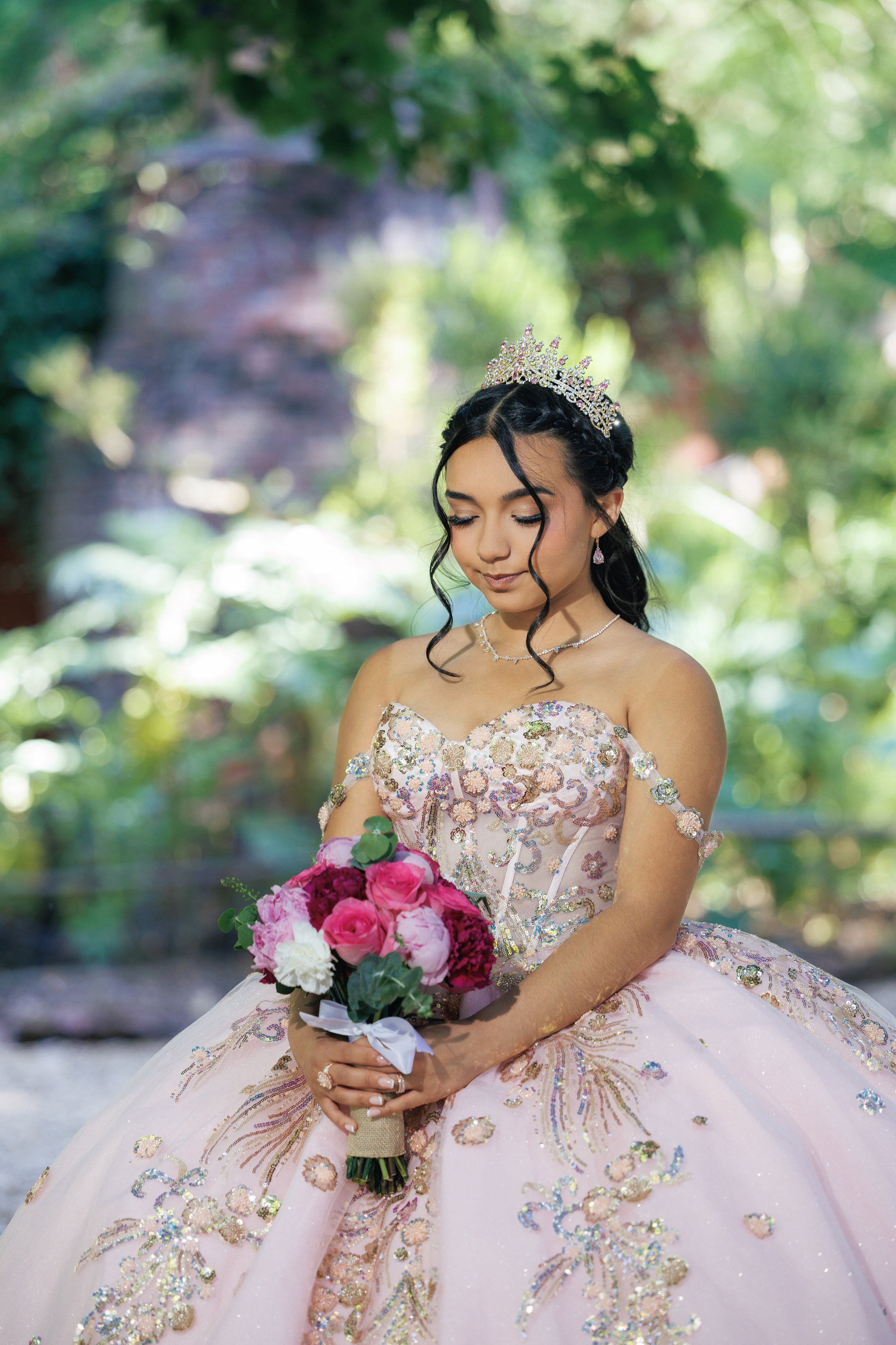 Kamila XV photoshoot. Hector Salazar Photography | Quinceanera, Wedding & Family Photographer in Oregon, and Washington